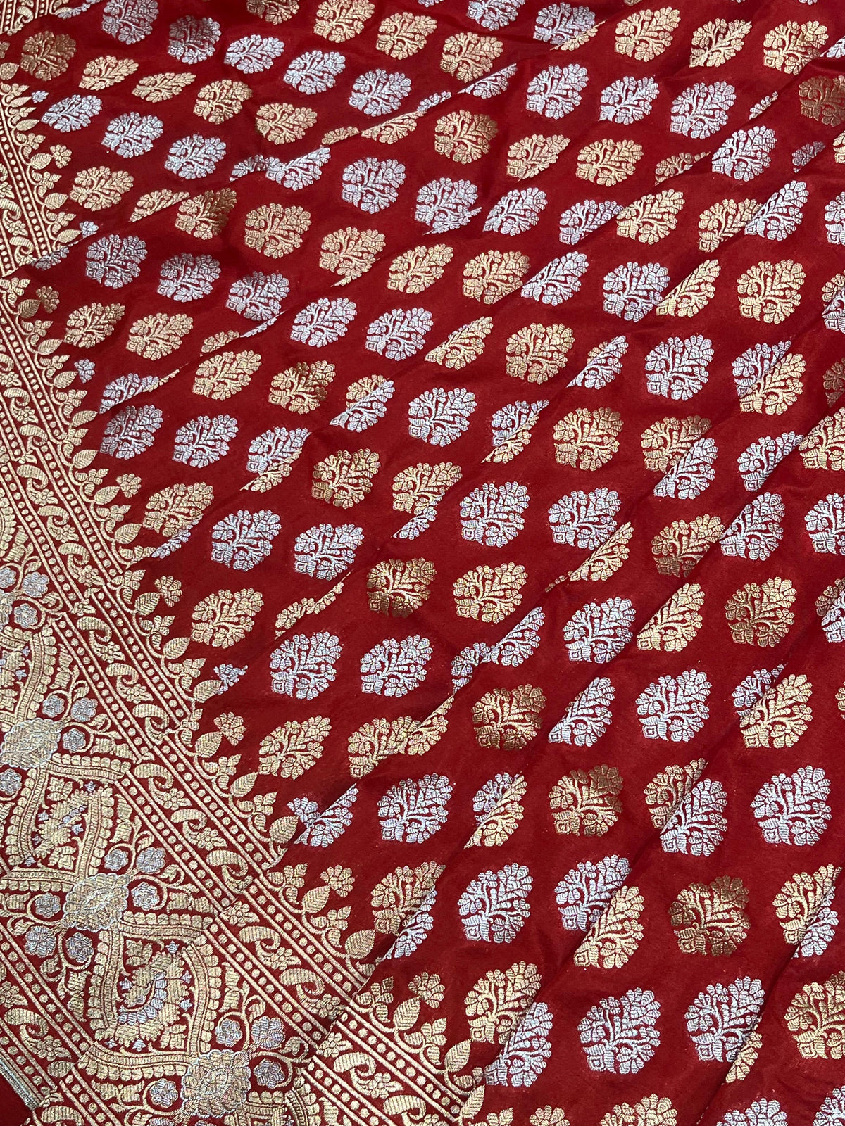 RED SILK PURE HANDLOOM BANARASI SAREE