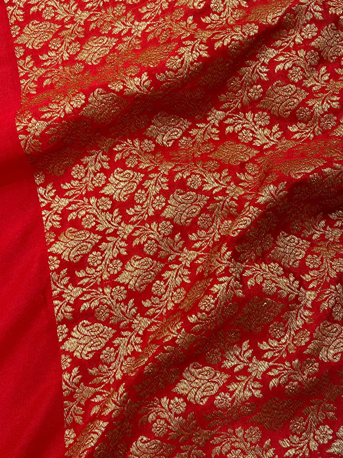 RED CHIFFON PURE HANDLOOM BANARASI SAREE