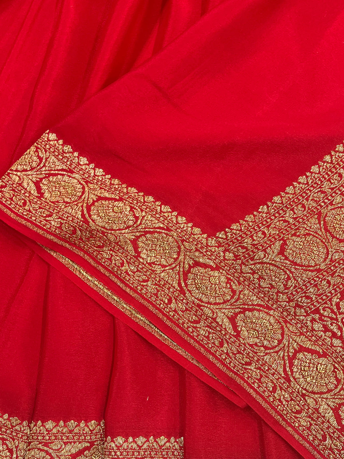 RED CHIFFON PURE HANDLOOM BANARASI SAREE