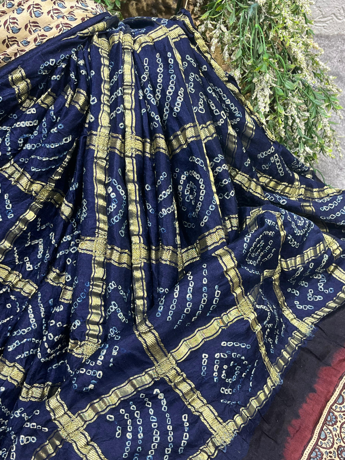 NAVY BLUE GAJJI SILK PURE HANDLOOM BANDHEJ SAREE