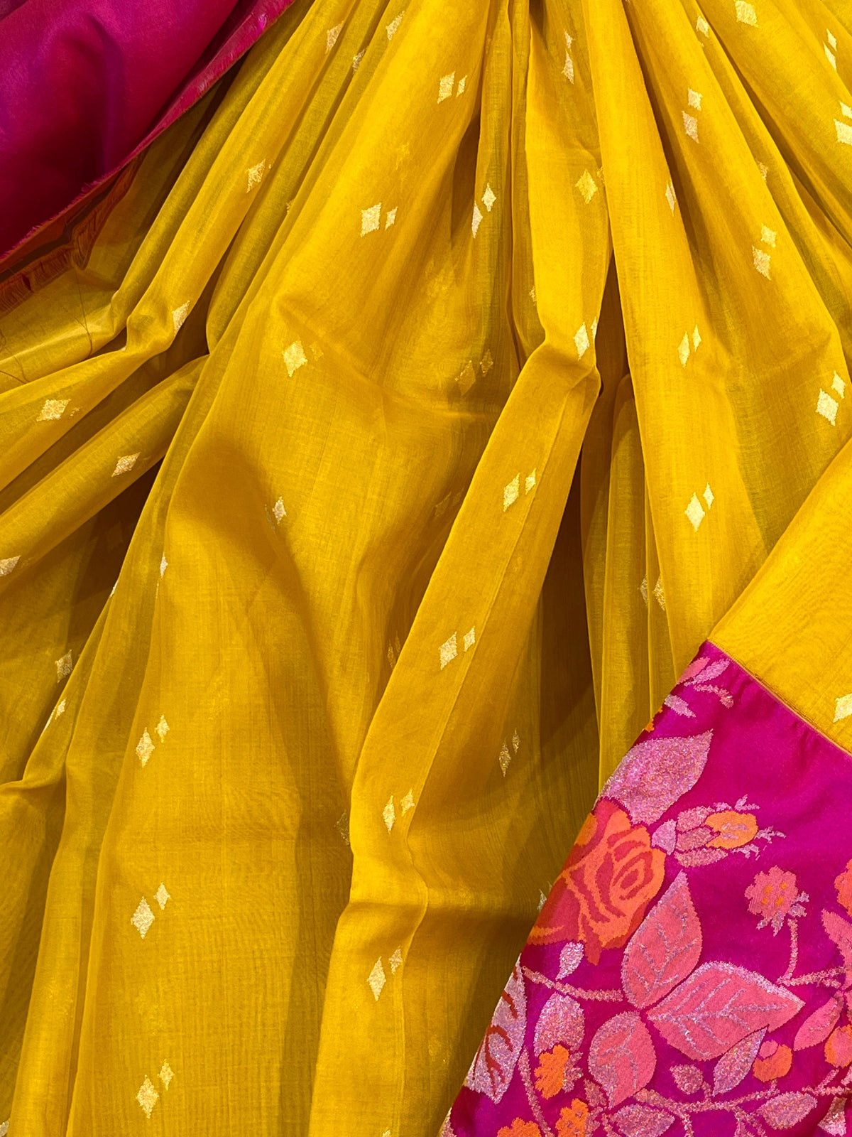 YELLOW KORA PURE HANDLOOM  BANARASI SAREE