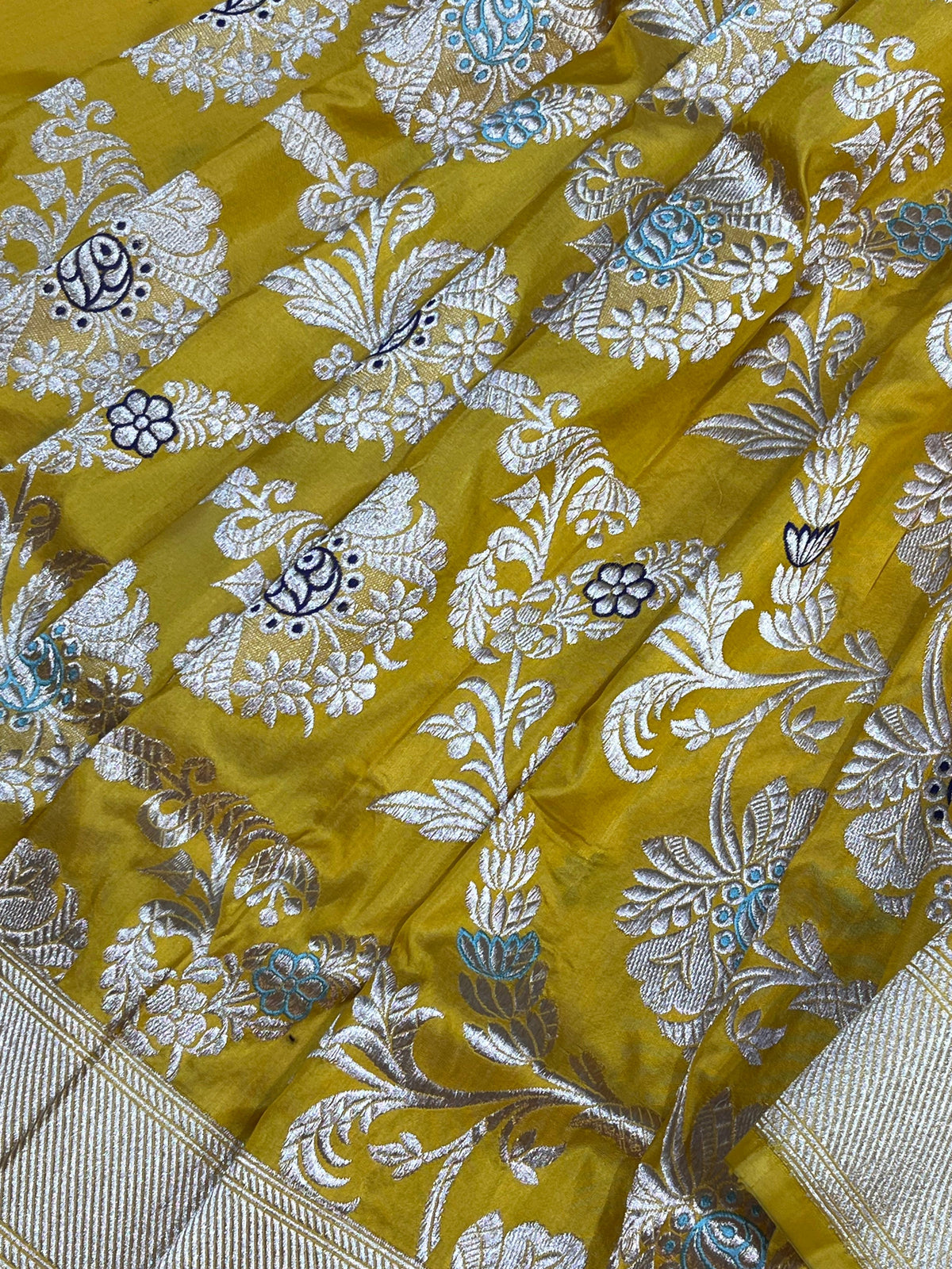 YELLOW SILK PURE HANDLOOM BANARASI SAREE