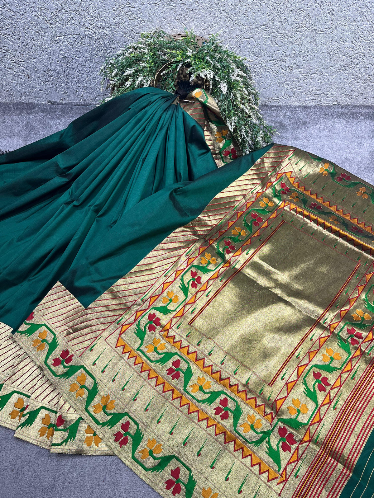 GREEN SILK PURE HANDLOOM PAITHANI SAREE