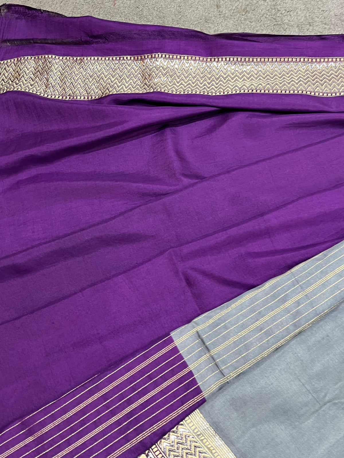 GREY SILK PURE HANDLOOM BANARASI SAREE