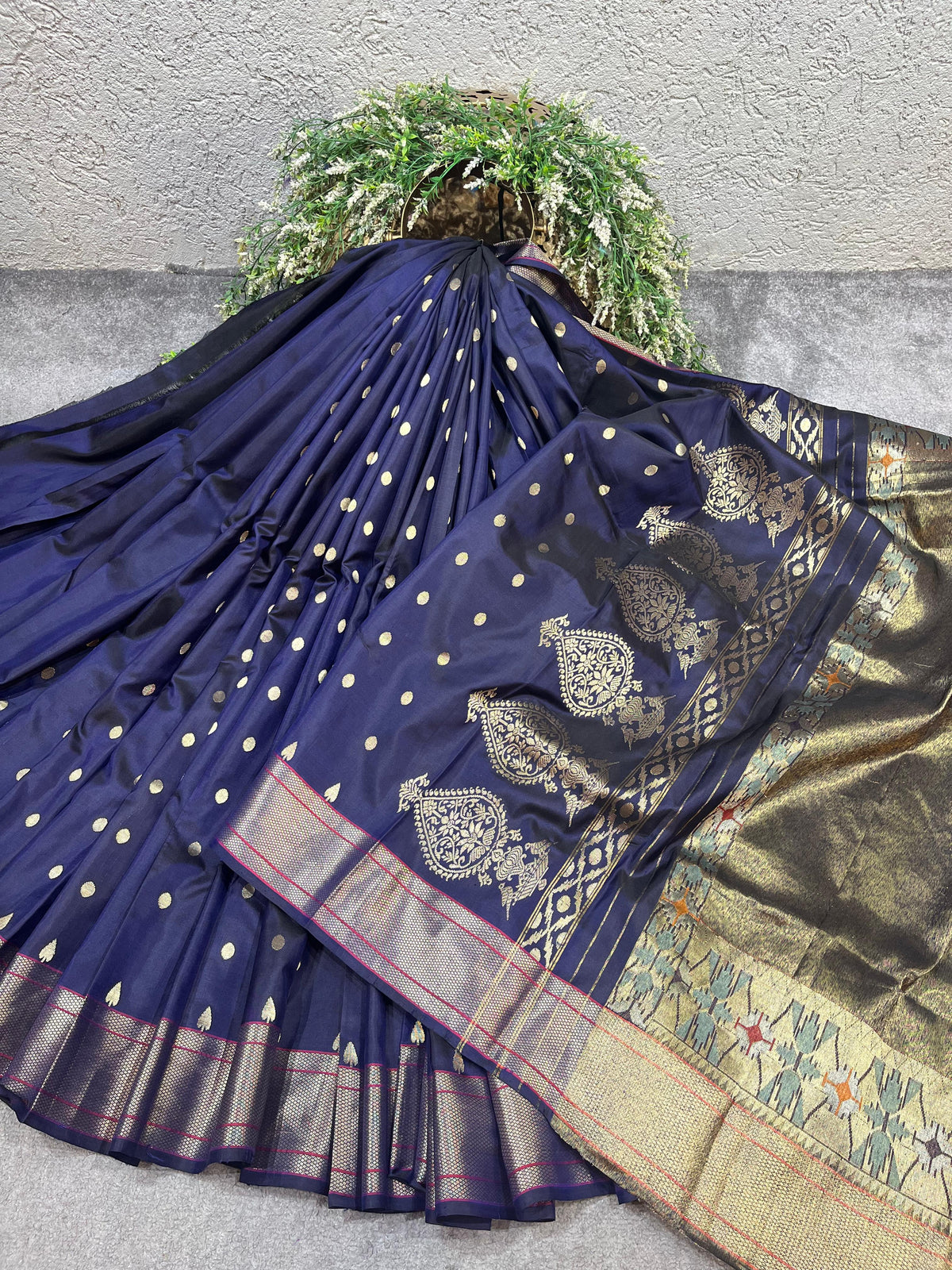 NAVY BLUE MULBERRY SILK PURE HANDLOOM PAITHANI SAREE