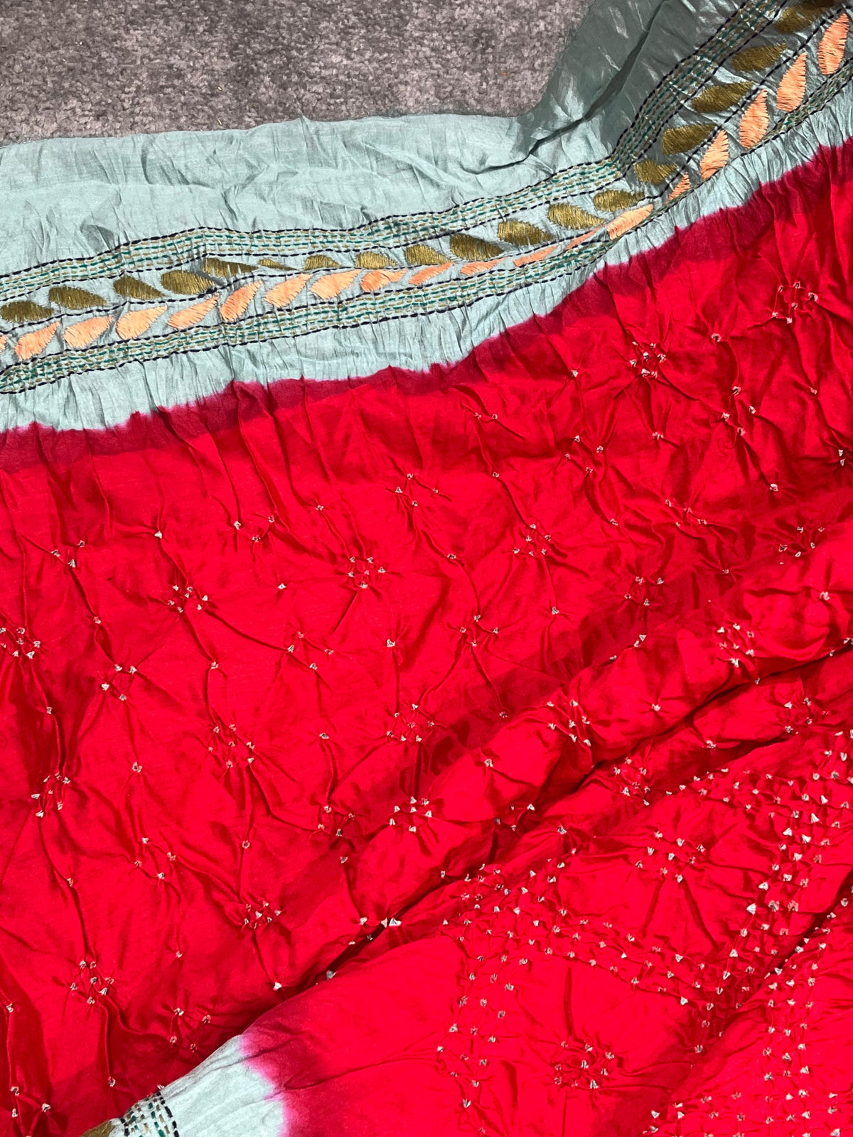 RED TASSAR PURE HANDLOOM KANTHA EMBROIDERU BANDHEJ SAREE