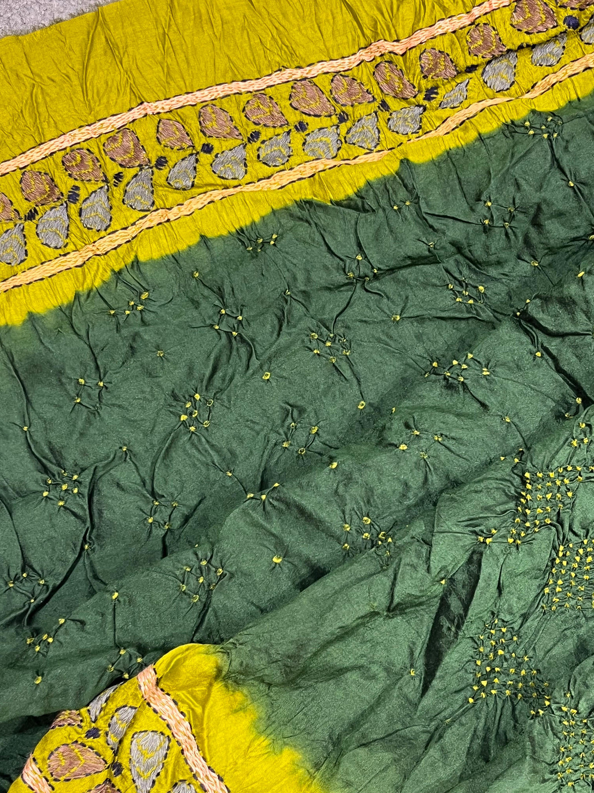 DEEP GREEN TASSAR PURE HANDLOOM KANTHA EMBROIDERY BANDHEJ SAREE