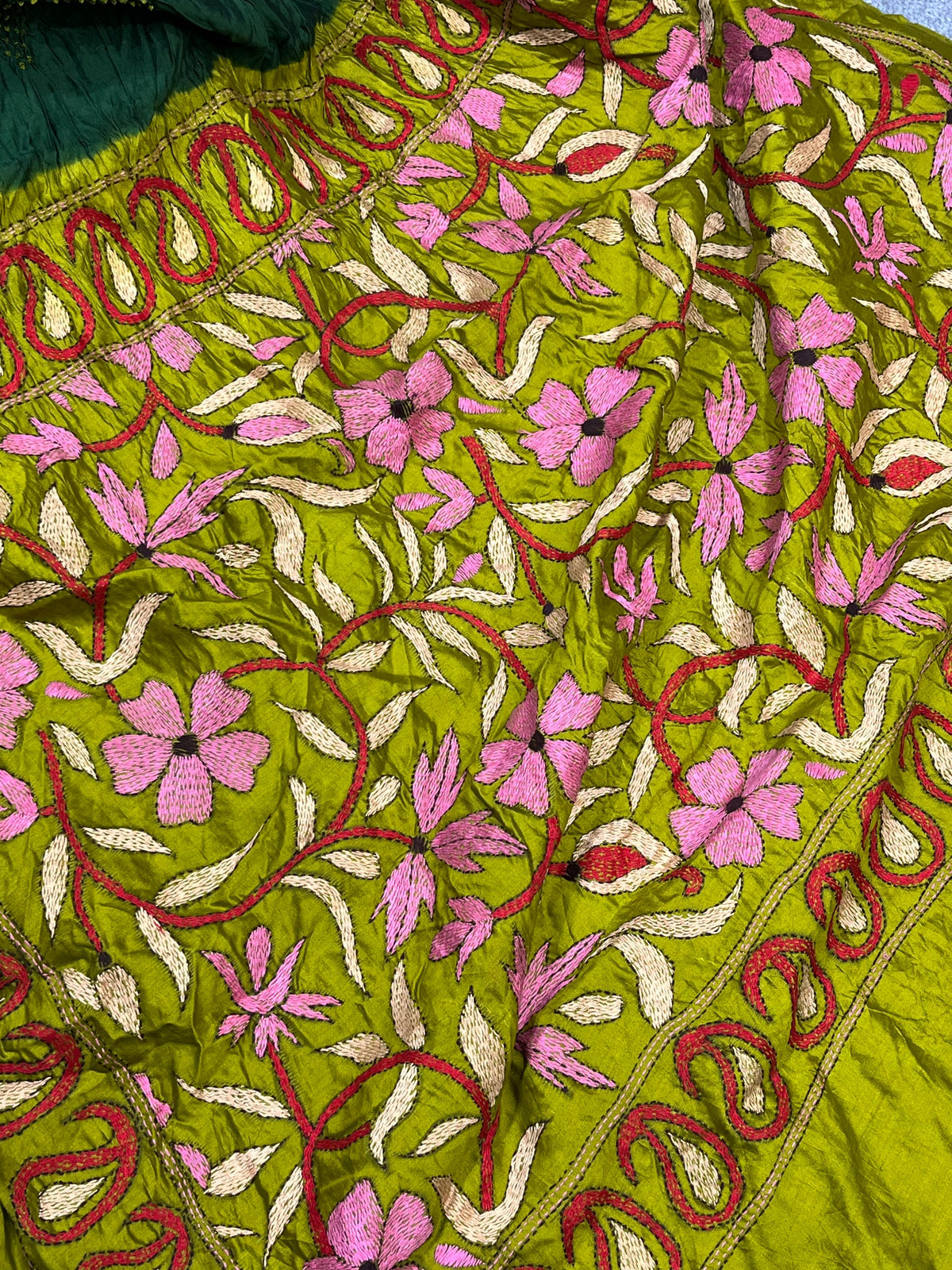 FOREDT GREEN TASSAR PURE HANDLOOM KANTHA EMBROIDERY BANDHEJ SAREE