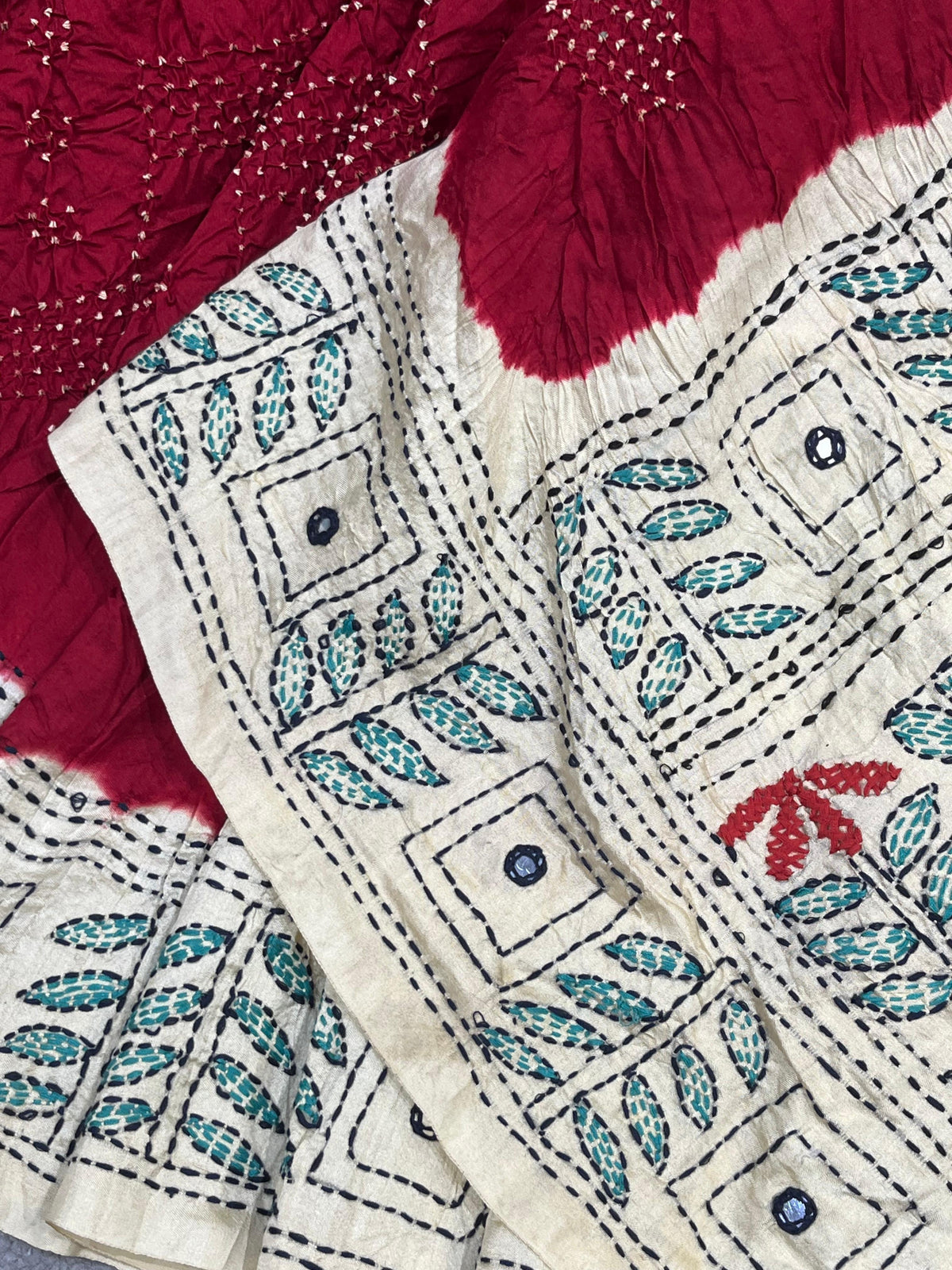 MAROON TASSAR PURE HANDLOOM KANTHA EMBROIDERY BANDHEJ SAREE