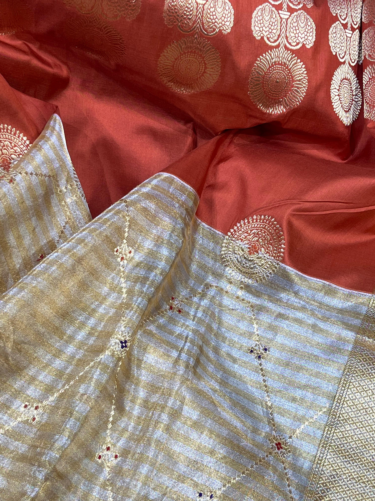 HALF SILK HALF TISSUE KORA PURE HANDLOOM BANARASI SAREE