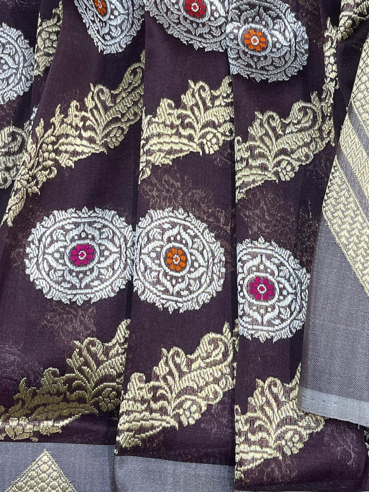 PLUM PURPLE KORA PURE HANDLOOM BANARASI SAREE
