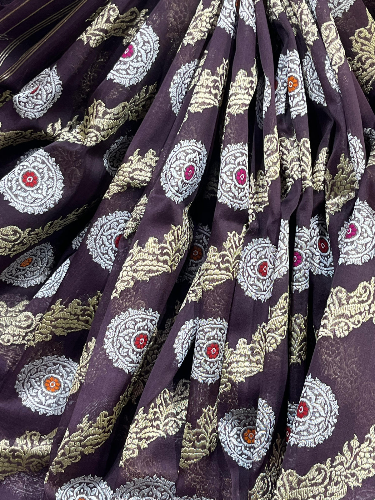 PLUM PURPLE KORA PURE HANDLOOM BANARASI SAREE