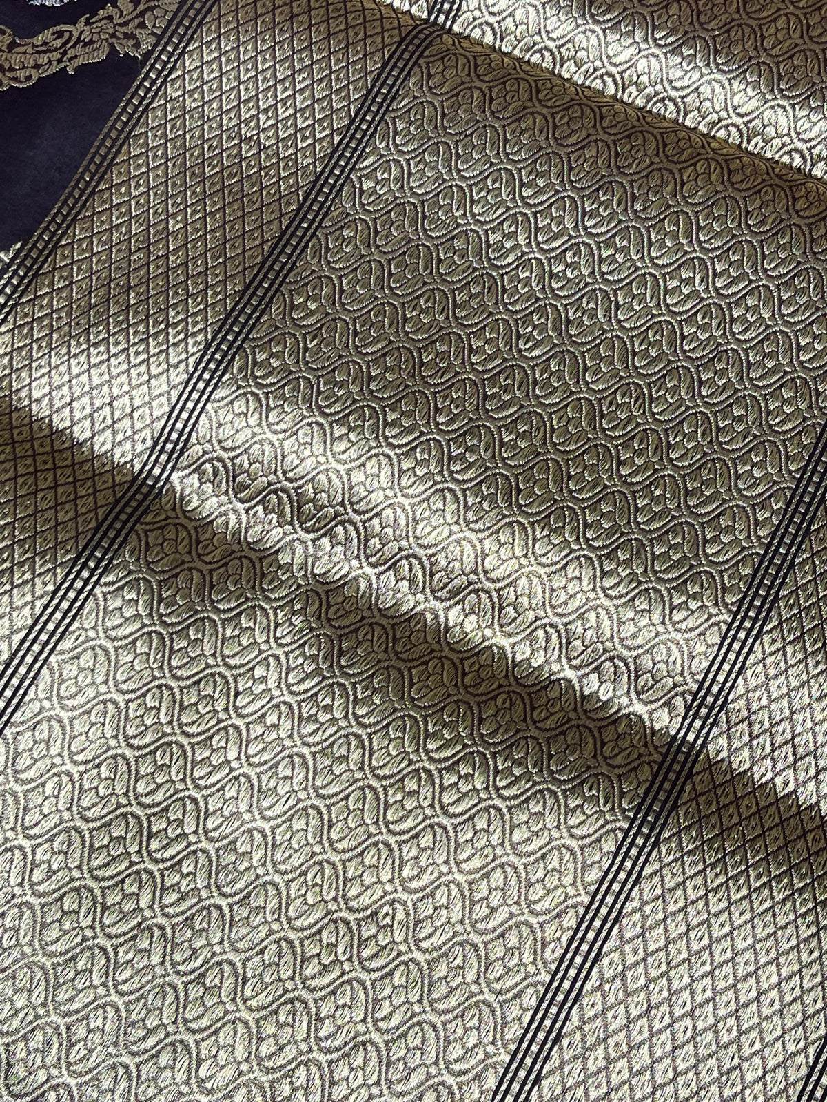 PLUM PURPLE KORA PURE HANDLOOM BANARASI SAREE