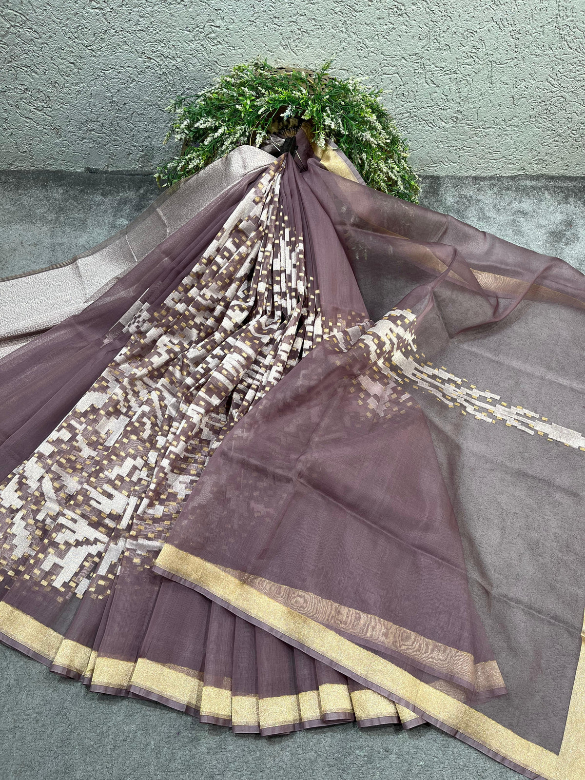 MAUVE KORA PURE HANDLOOM BANARASI SAREE