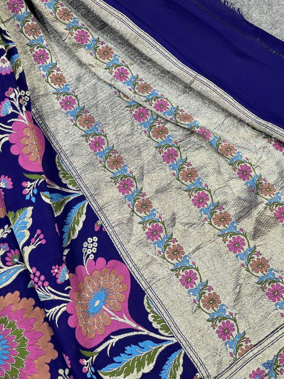 ROYAL BLUE PURE HANDLOOM BANARASI DUPATTA