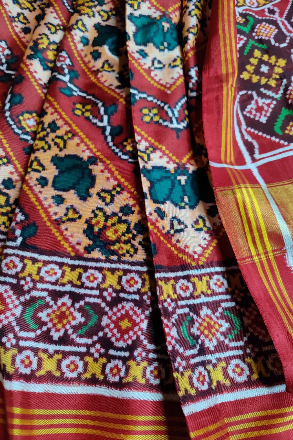 RED AND PEACH PURE SILK HANDLOOM PATAN PATOLA SAREE