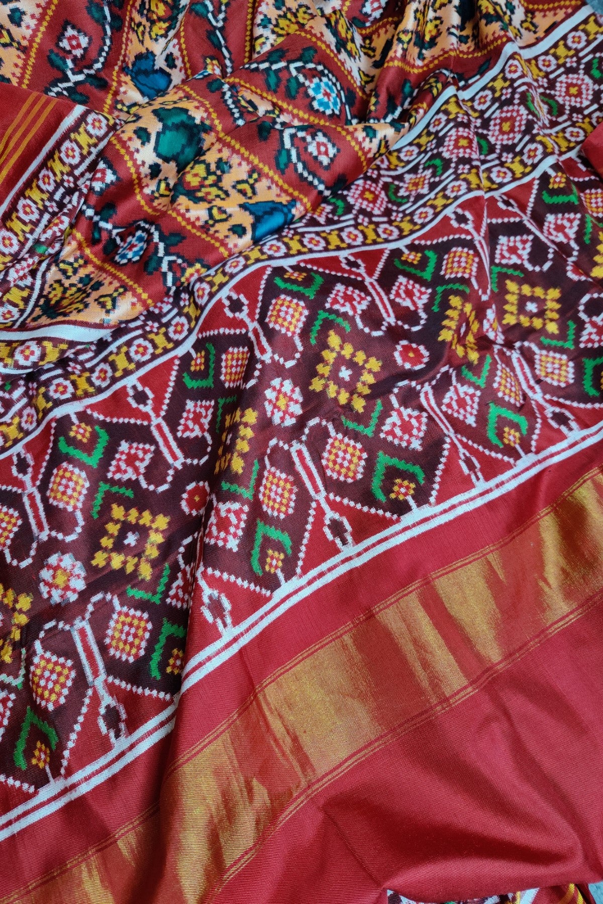 RED AND PEACH PURE SILK HANDLOOM PATAN PATOLA SAREE