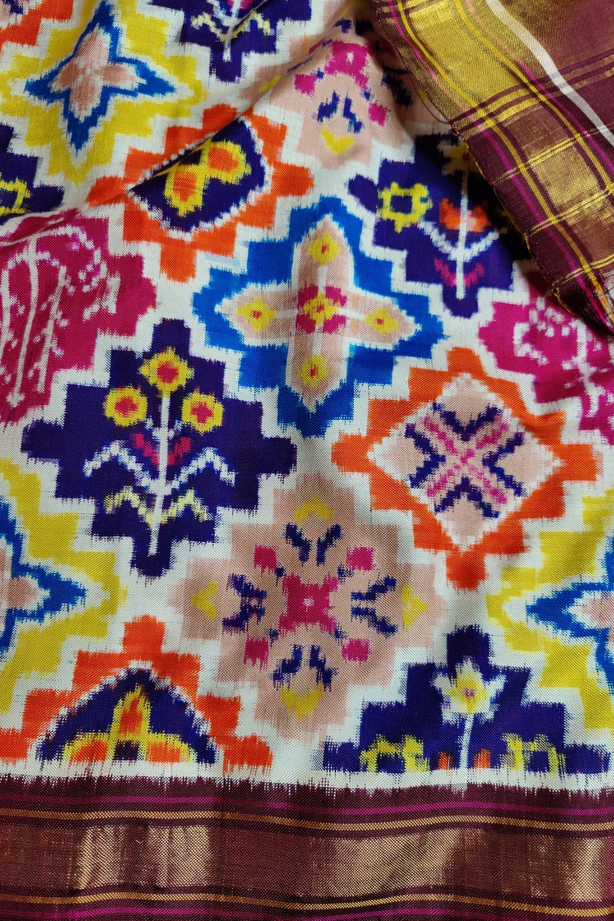 MULTICOLOUR PURE SILK HANDLOOM PATAN PATOLA SAREE