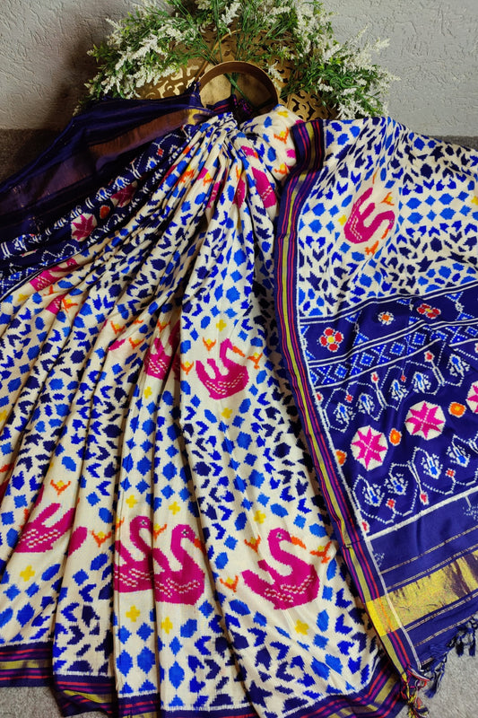 OFF WHITE PURE SILK HANDLOOM PATAN PATOLA SAREE