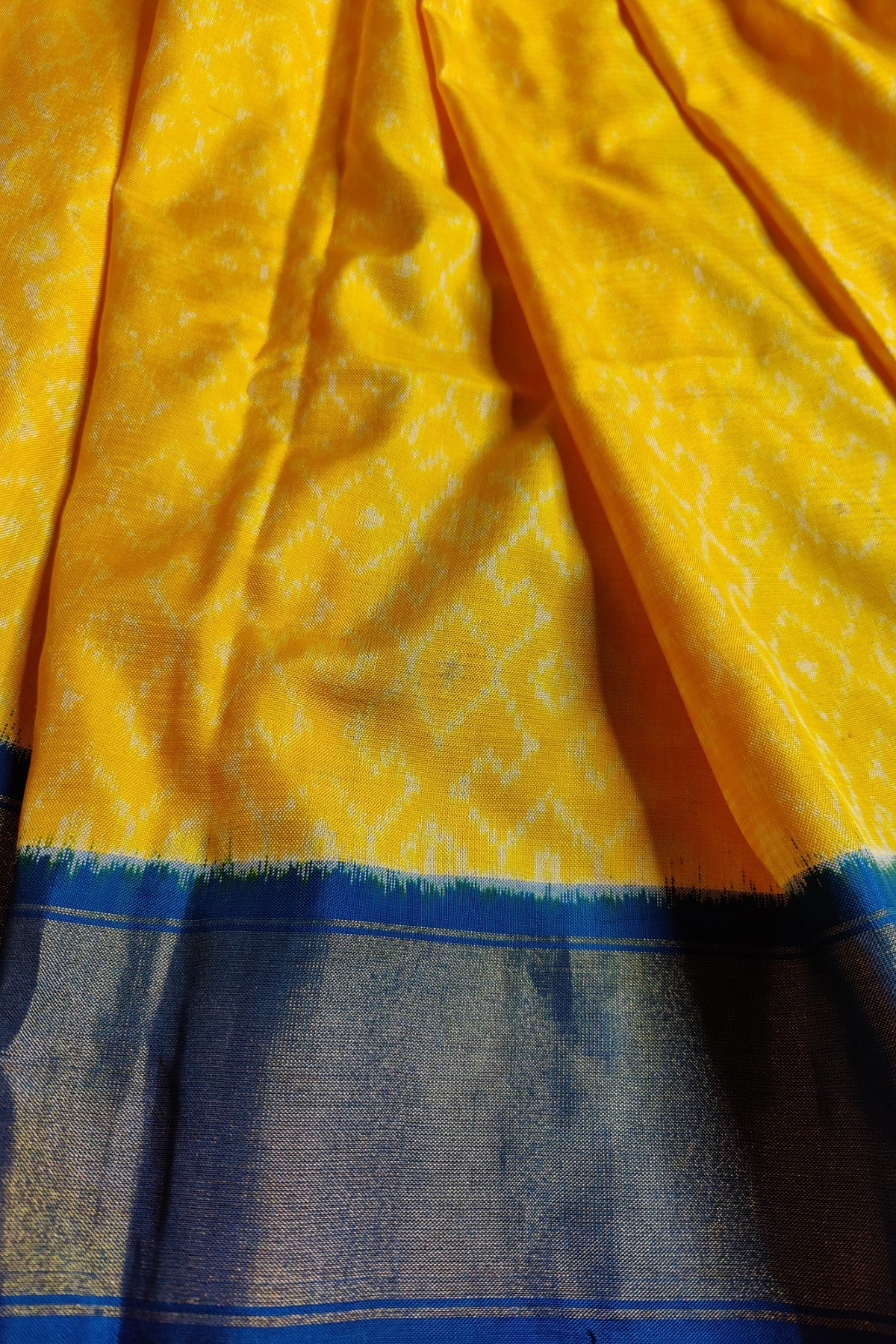 YELLOW PURE SILK HANDLOOM IKKAT SAREE