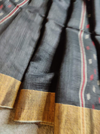 BLACK PURE HANDLOOM MATKA SILK SAREE