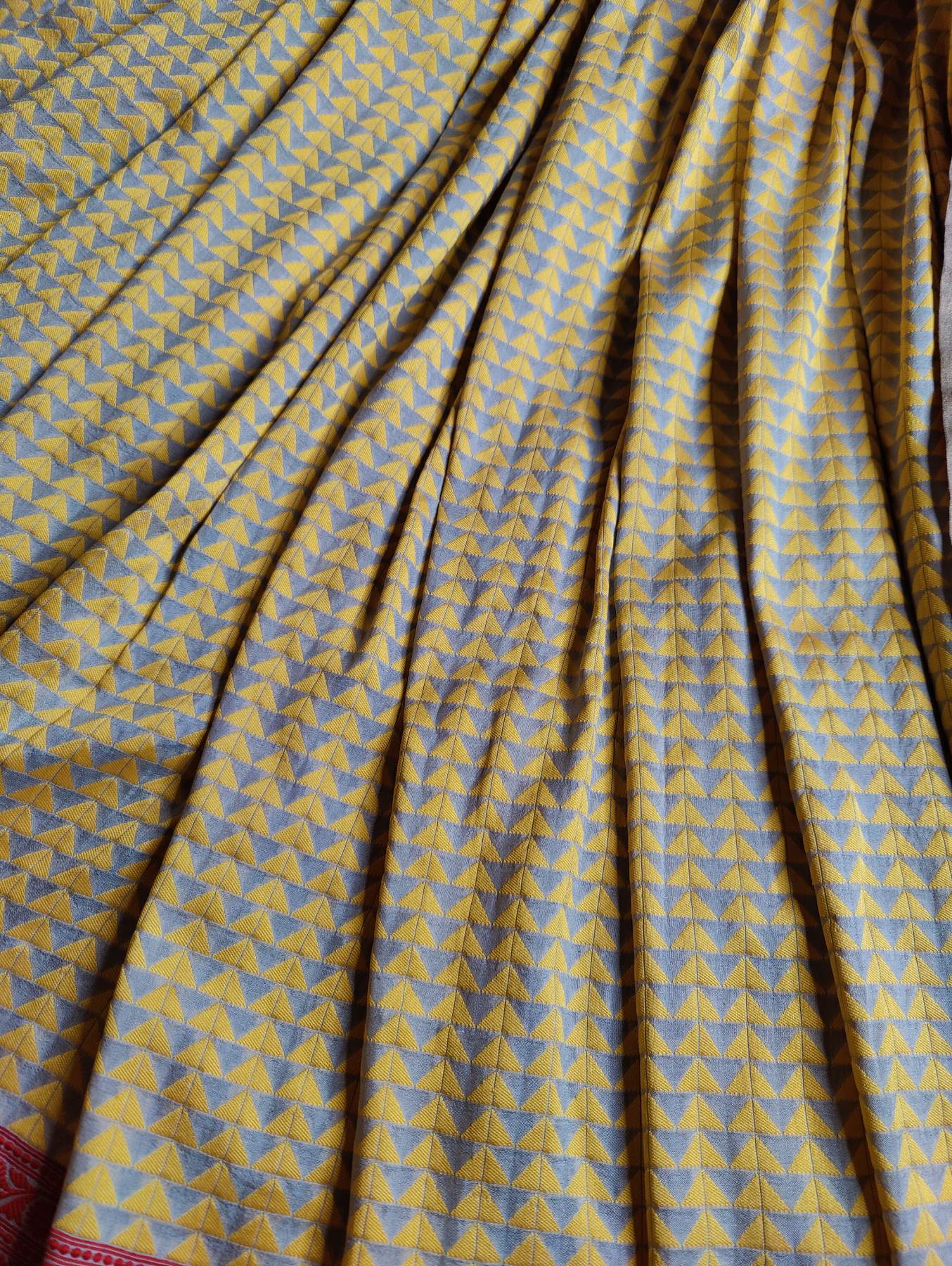 YELLOW SPUN SILK PURE HANDLOOM  BANARASI SAREE
