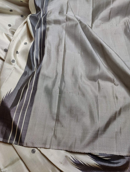 IVORY SILK PURE HANDLOOM NONJARI GADWAL SAREE