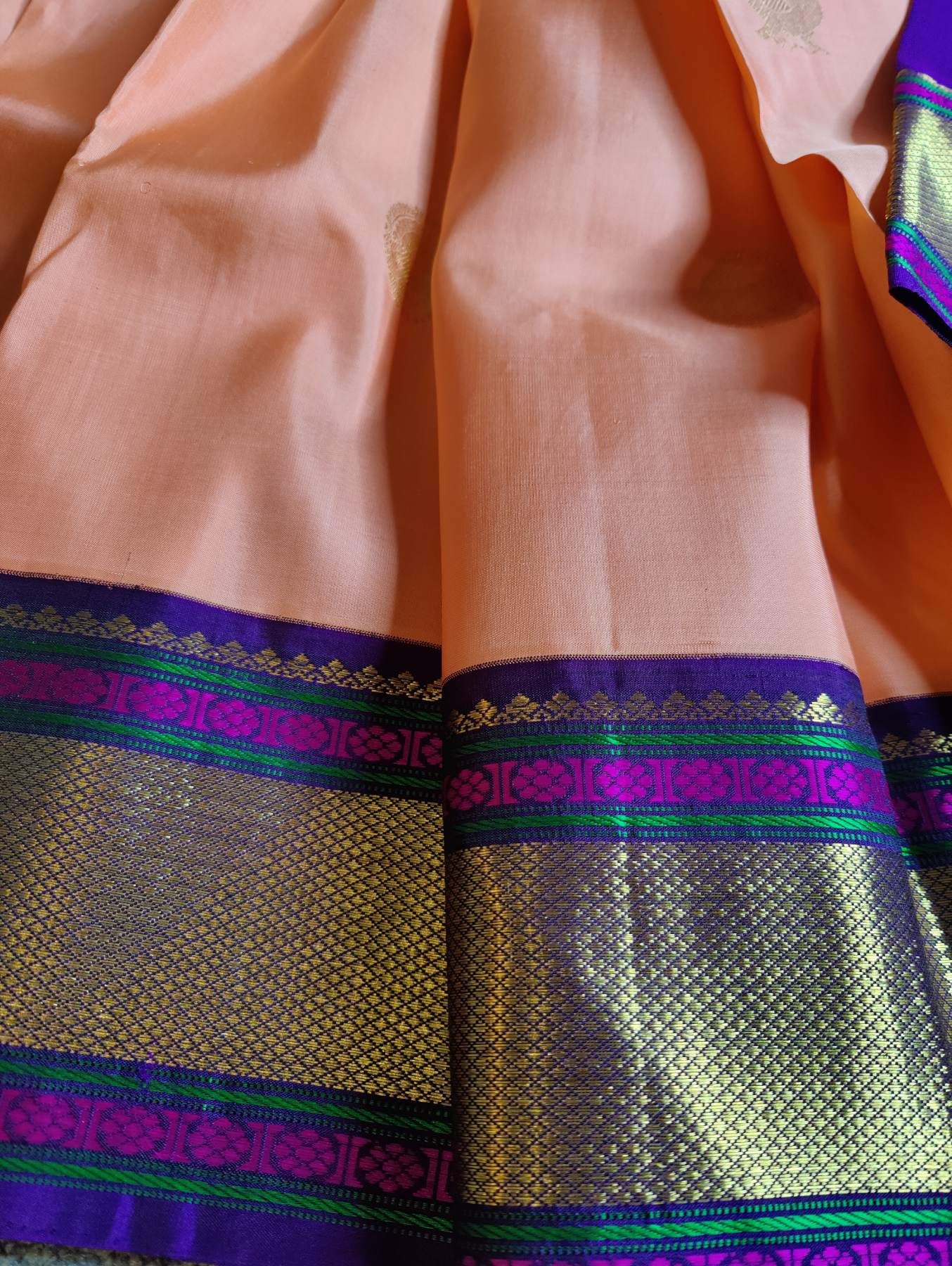 LIGHT CORAL SILK PURE HANDLOOM KANJIVARAM SAREE