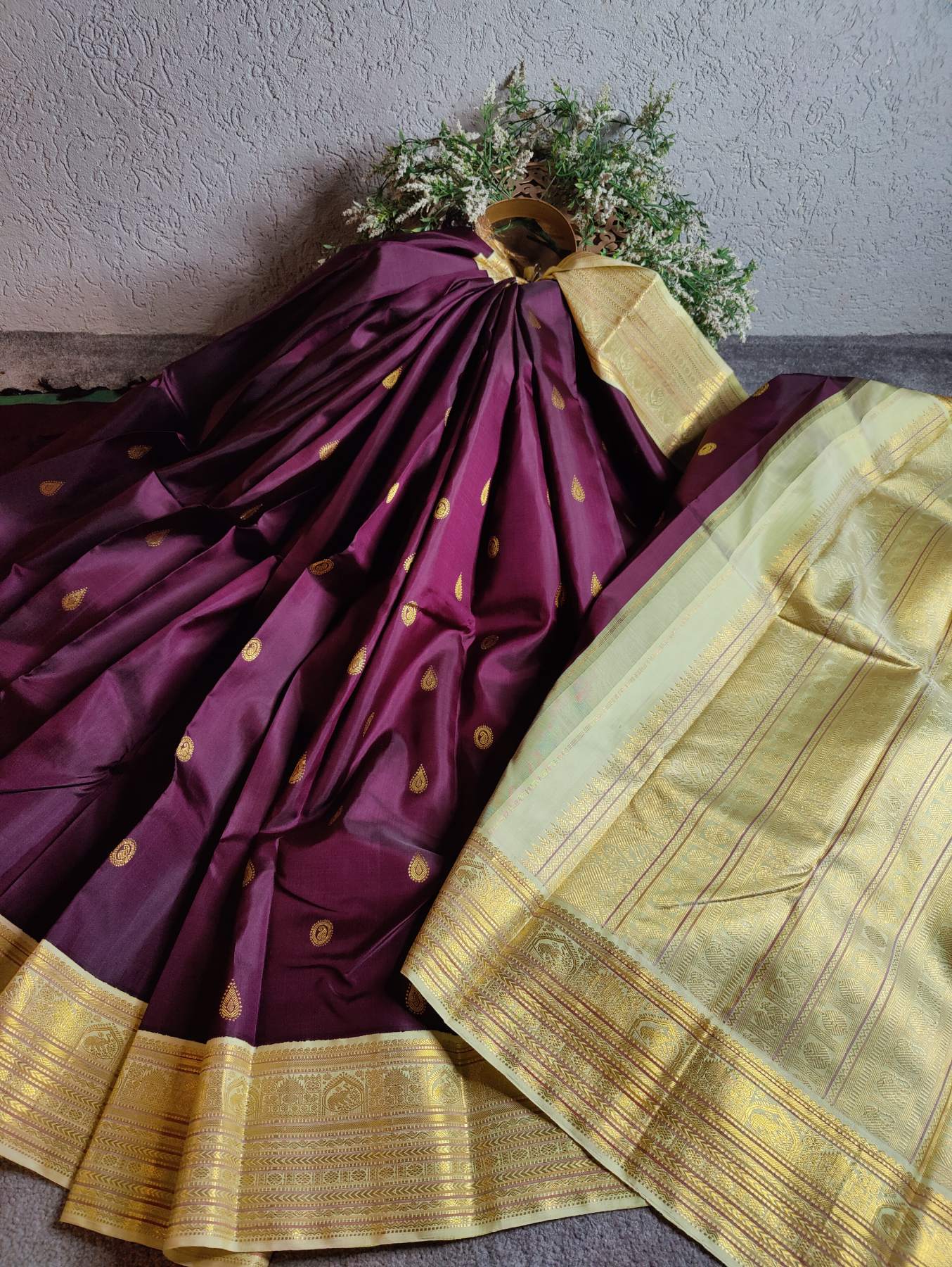 DARK WINE SILK PURE HANDLOOM KANJIVARAM SAREE
