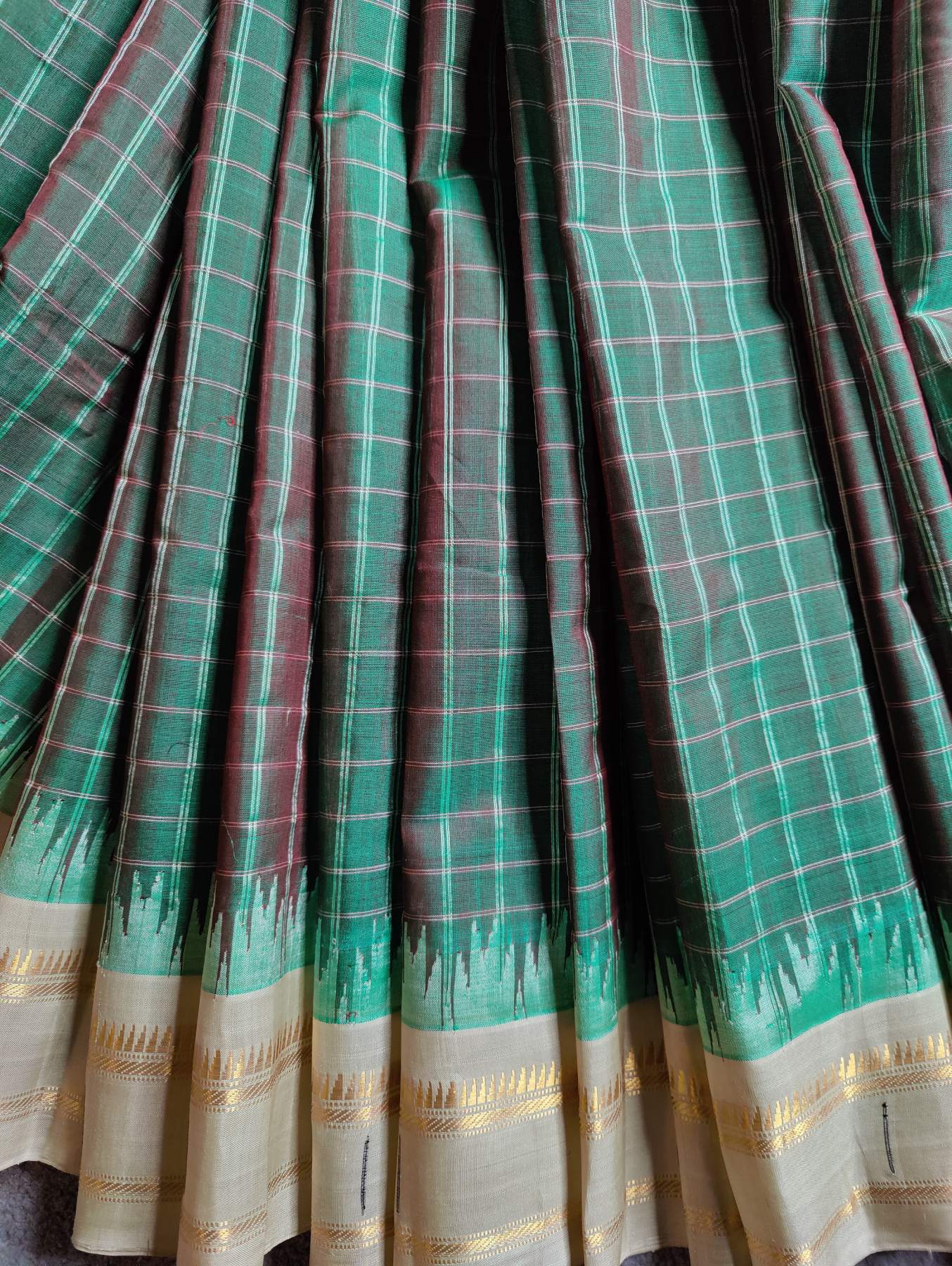 TWO TONE GREEN SICO GADWAL SAREE