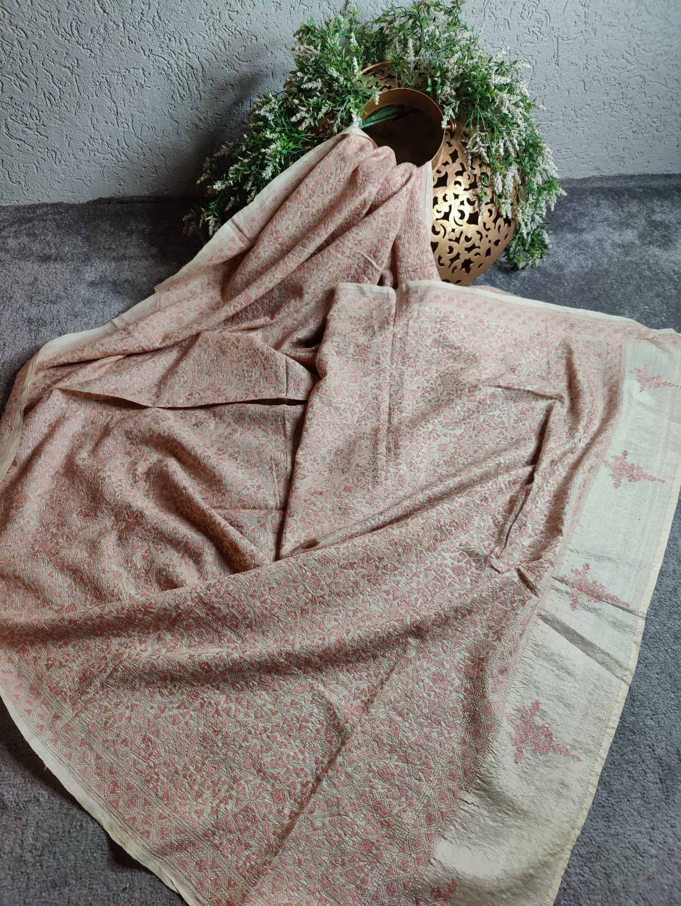 BEIGE  TUSSAR PURE HANDLOOM KANTHA DUPATTA