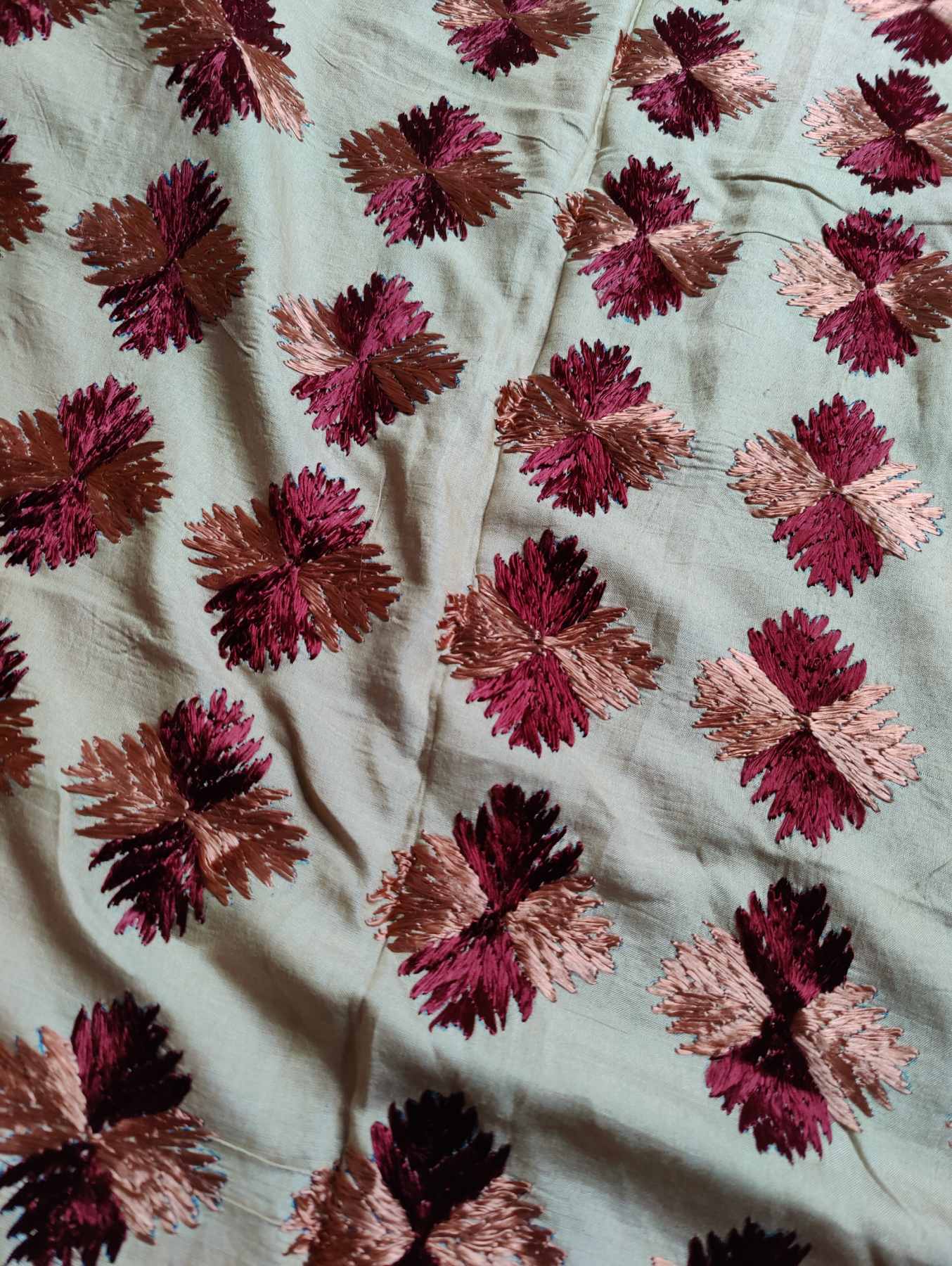 BEIGE SILK PURE HANDLOOM PHULKARI DUPATTA