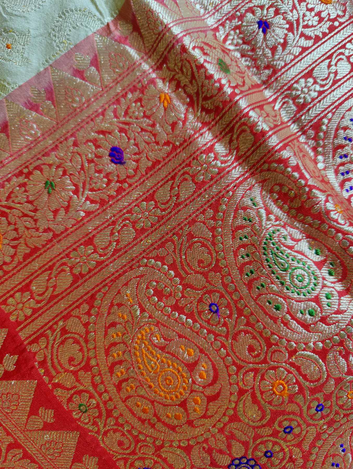 LIGHT OLIVE GREEN SILK  PURE HANDLOOM REAL JARI BANARASI SAREE