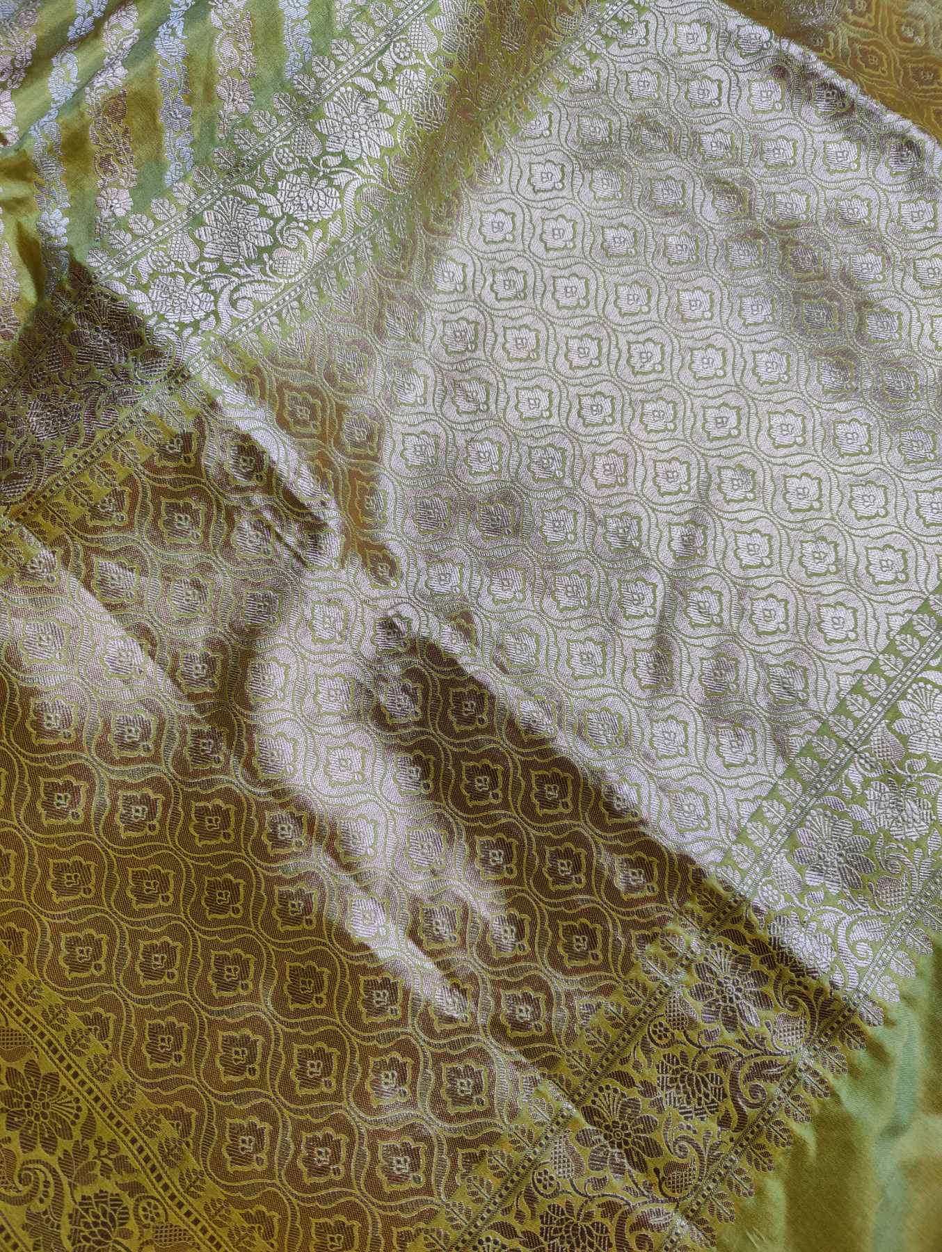 TWO TONE YELLOW SILK PURE HANDLOOM BANARASI SAREE