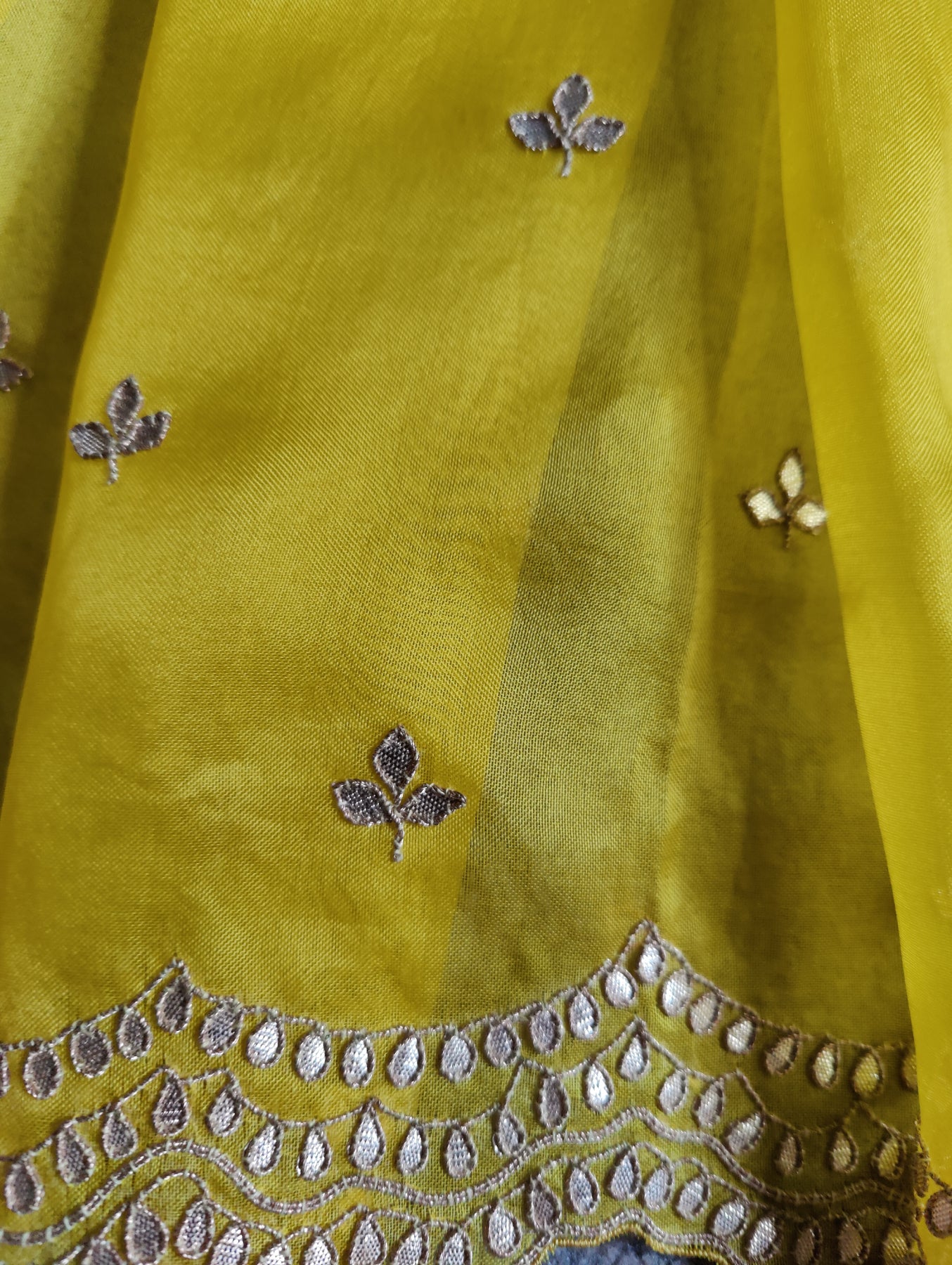 YELLOW ORGANZA PURE HANDLOOM EMBROIDERY SAREE