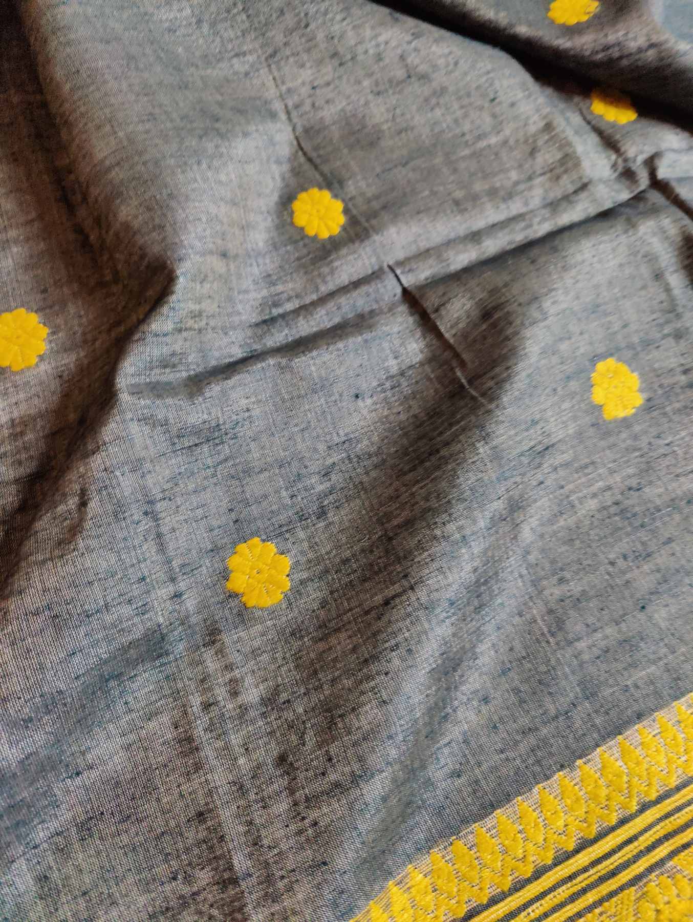 GREY ARI SILK PURE HANDLOOM ASSAMESE DUPATTA