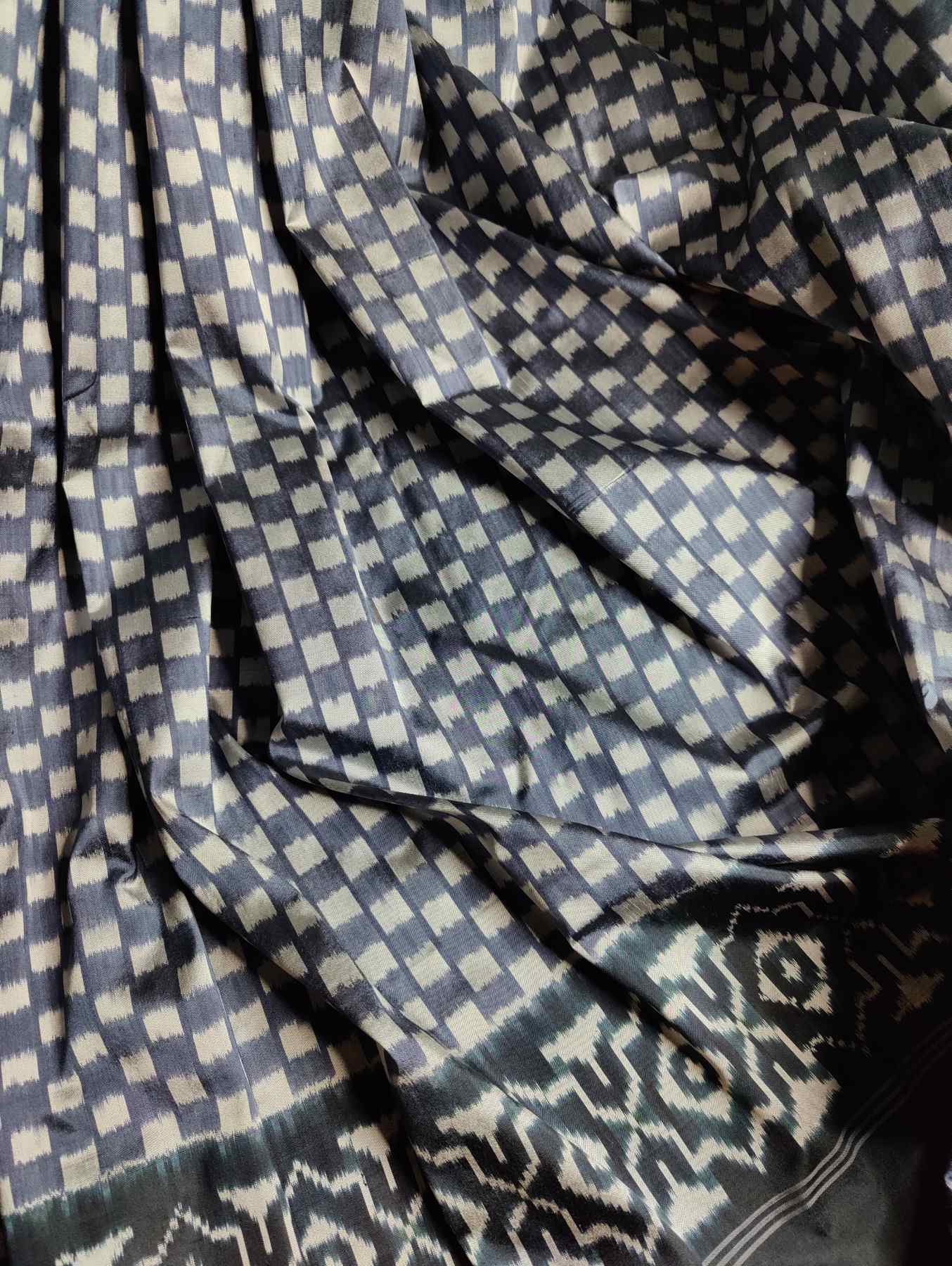 CHARCOAL GREY SILK PURE HANDLOOM IKKAT SAREE