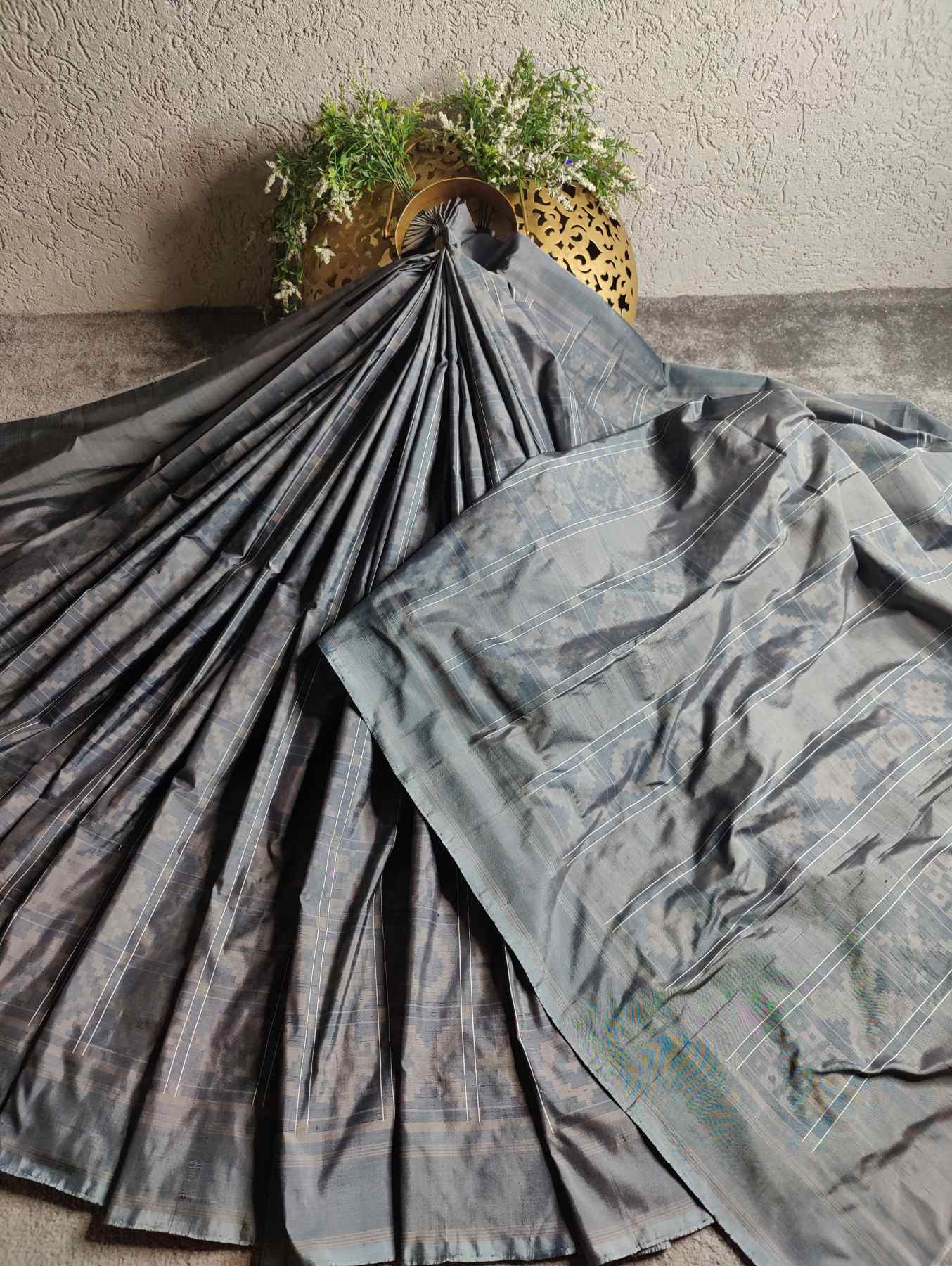GREY SILK PURE HANDLOOM IKKAT SAREE