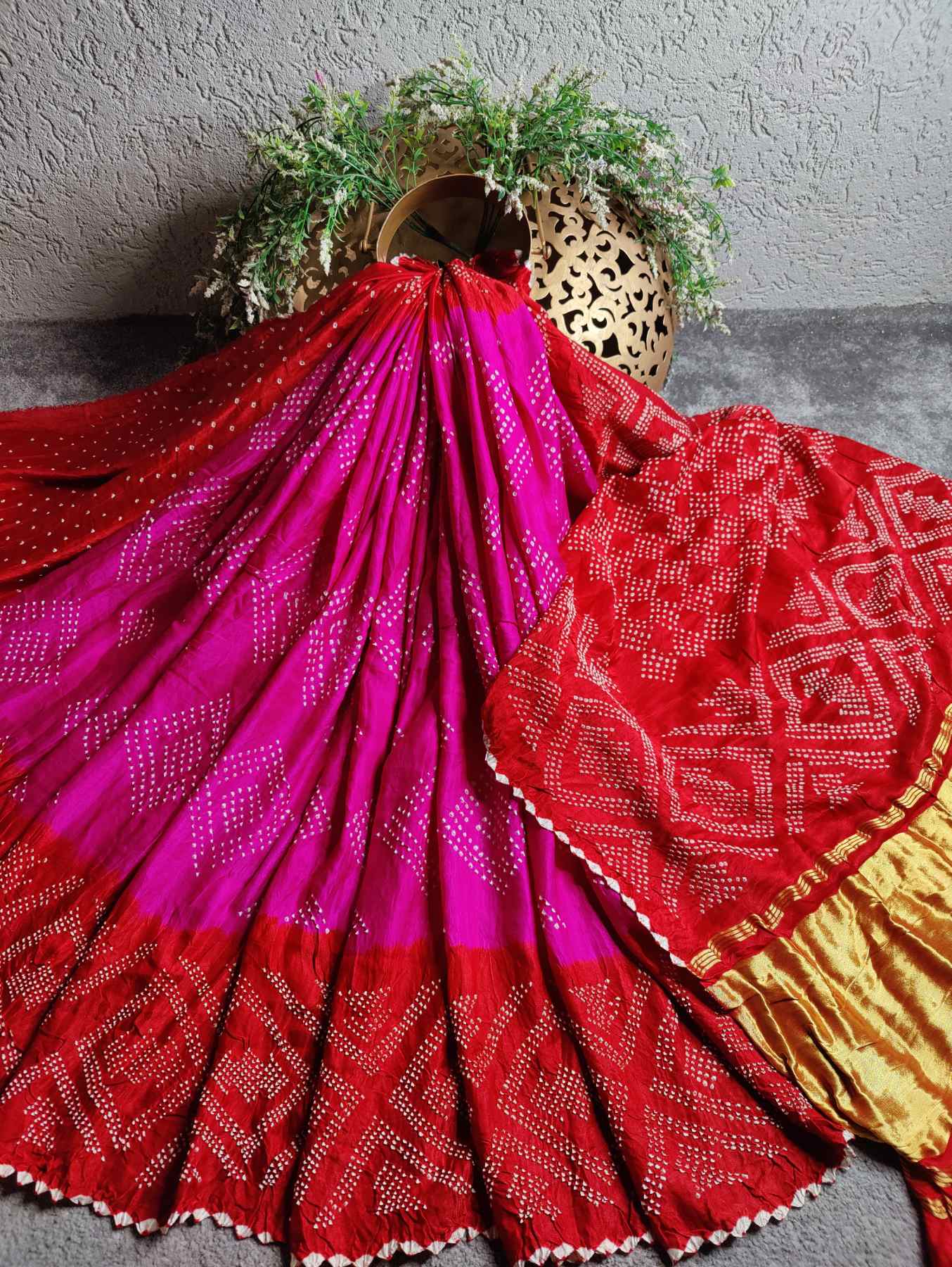 RED PINK GAJJI SILK PURE HANDLOOM BANDHEJ SAREE