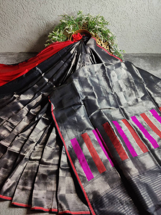 BLACK SILK PURE HANDLOOM BANARASI SAREE