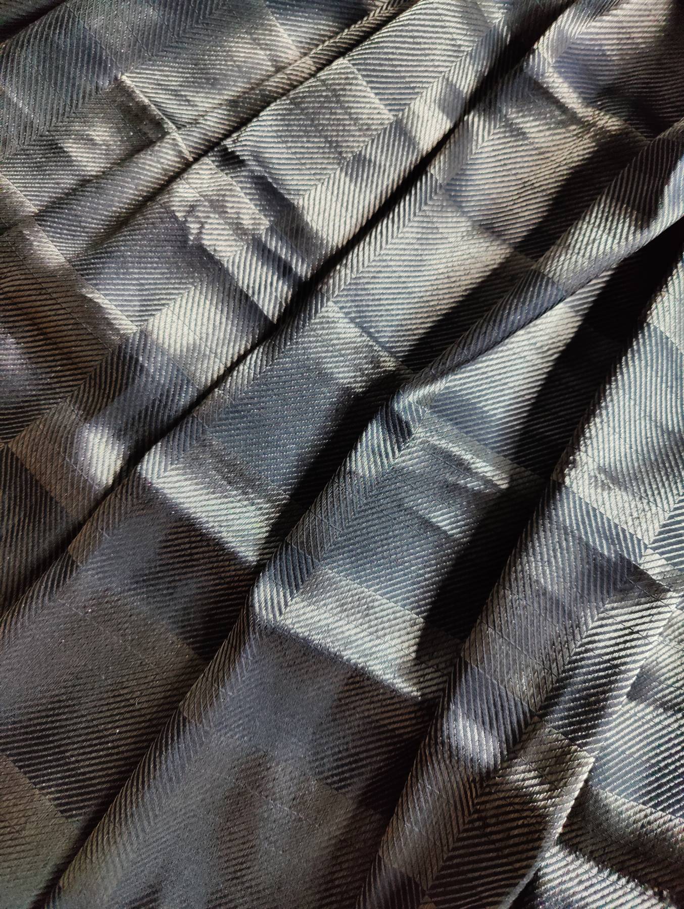 BLACK SILK PURE HANDLOOM BANARASI SAREE