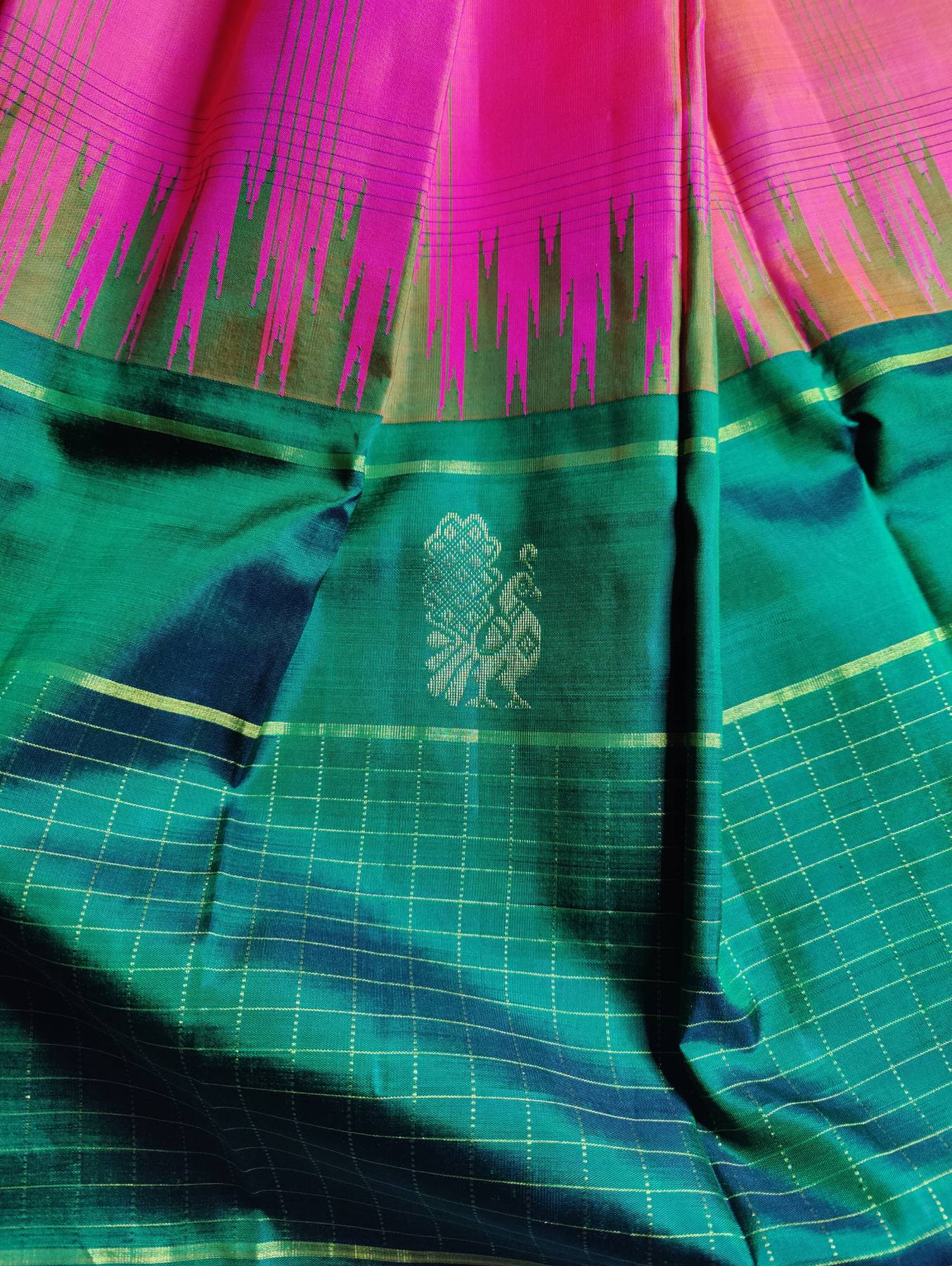 CORAL PINK SILK PURE HANDLOOM KANJIVARAM SAREE