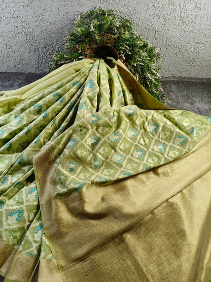 LIME GREEN COTTON PURE HANDLOOM BANARASI SAREE