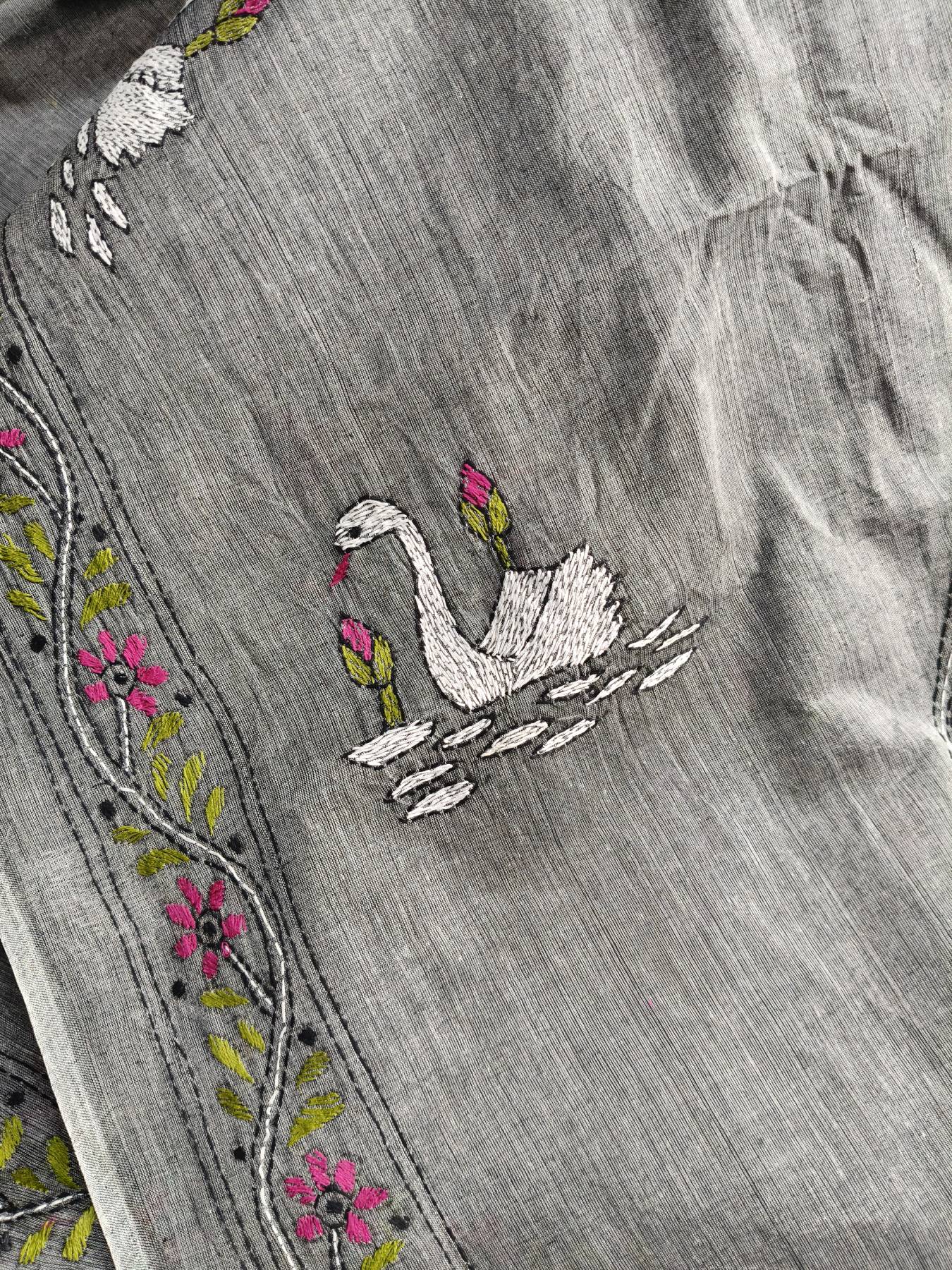 GREY DHANIAKHALI COTTON PURE HANDLOOM KANTHA EMBROIDERY SAREE