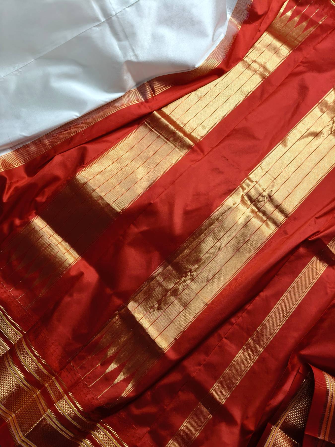 WHITE SILK PURE HANDLOOM IRKAL SAREE