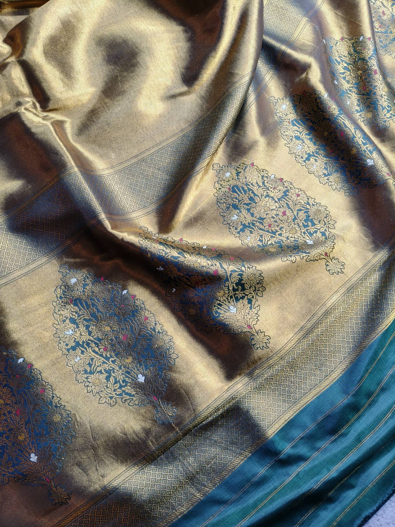 GOLD KATAN TISSUE PURE HANDLOOM BANARASI SAREE