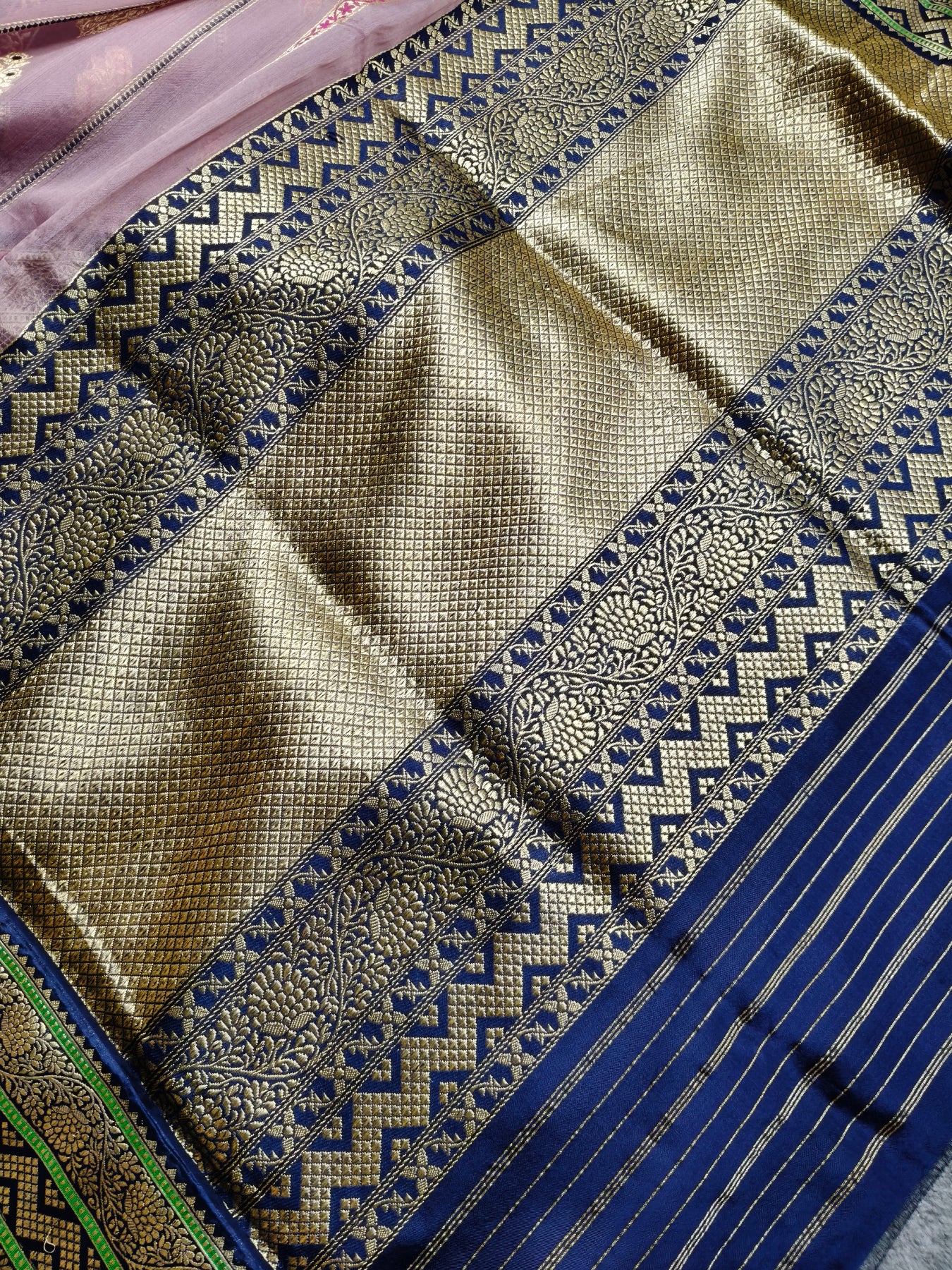 DUSKY MAUVE PURE HANDLOOM  KORA BANARASI SAREE