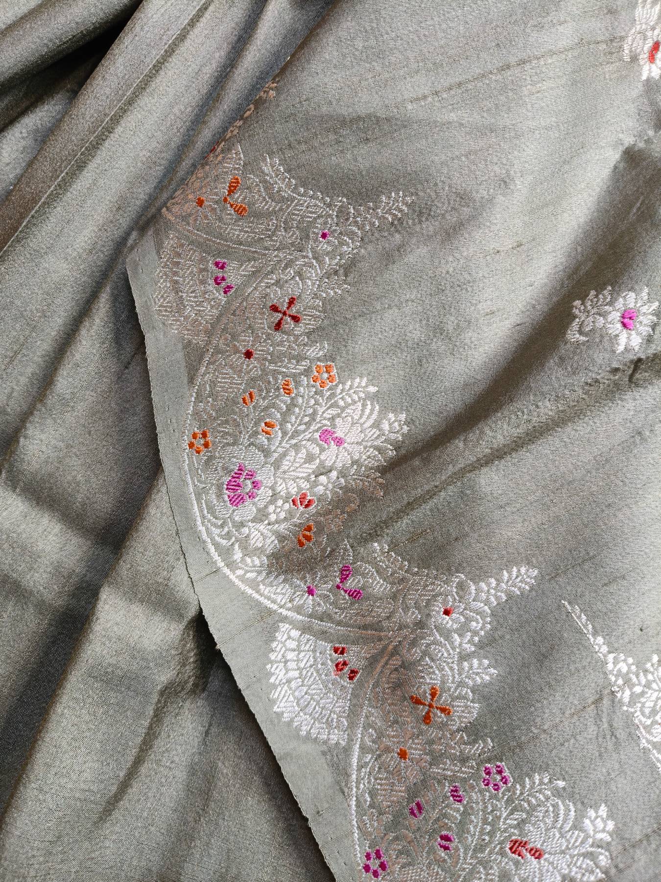 GREY TUSSAR SILK PURE HANDLOOM BANARASI SAREE