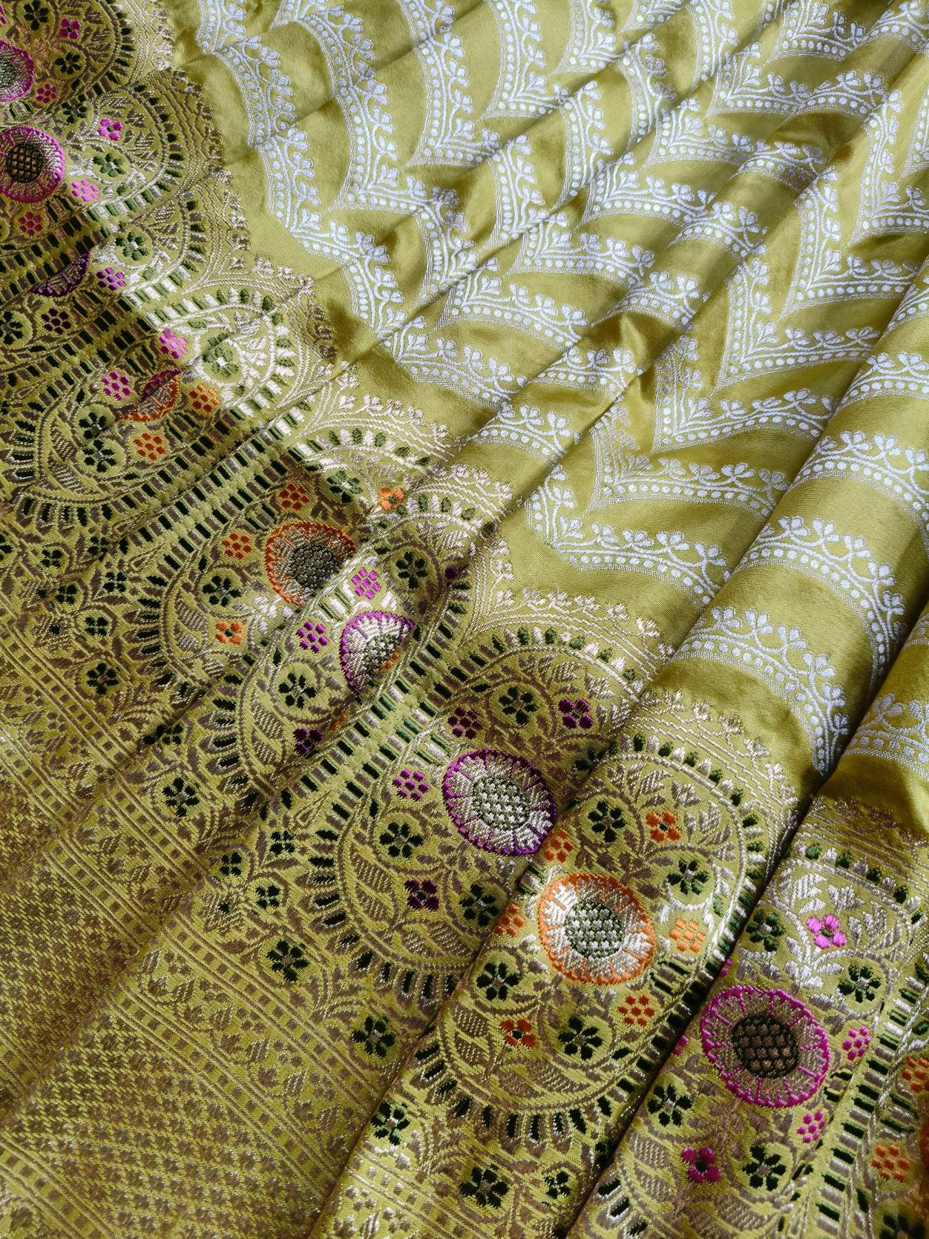 YELLOW SILK PURE HANDLOOM BANARASI SAREE
