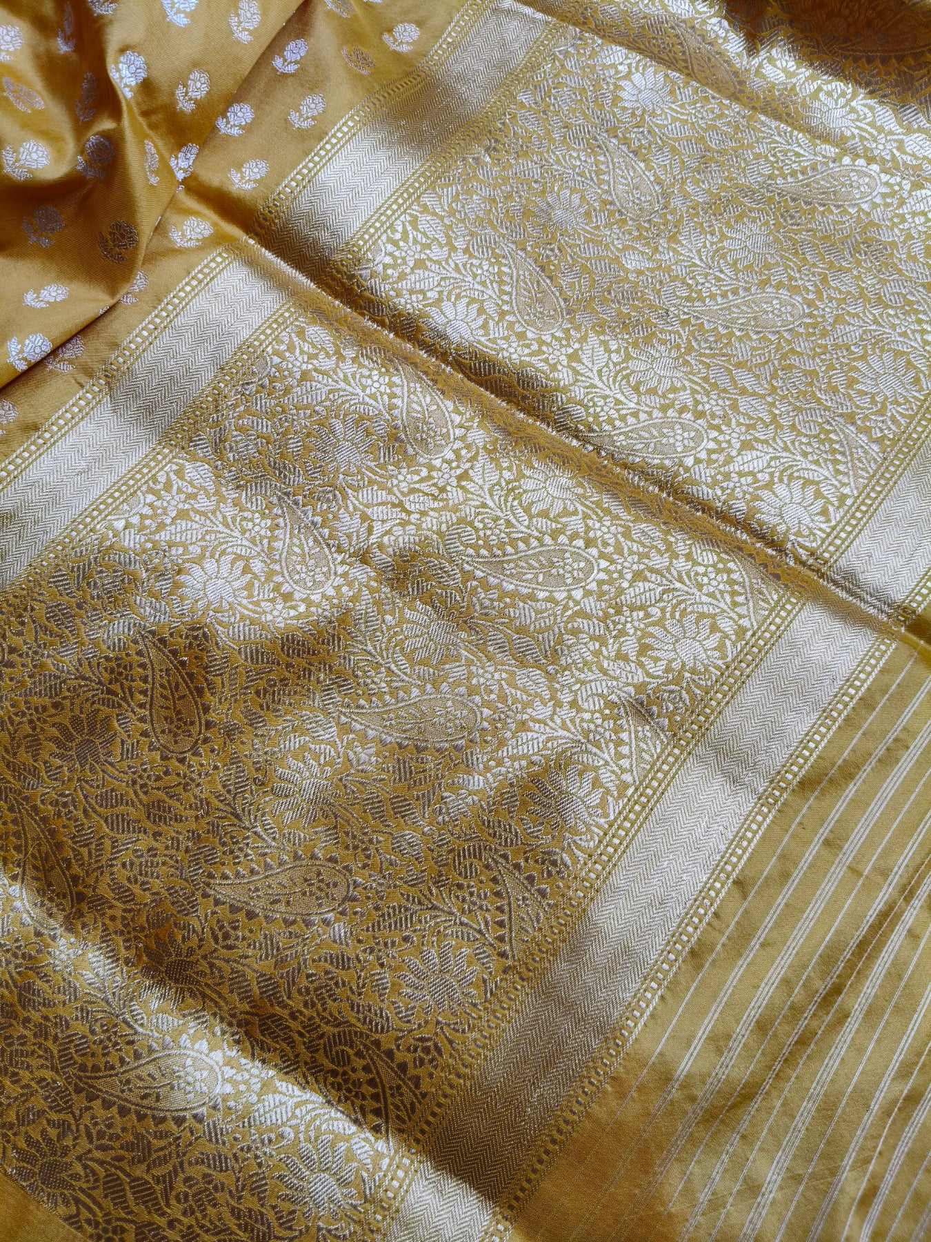 MUSTARD YELLOW SILK PURE HANDLOOM BANARSI SAREE